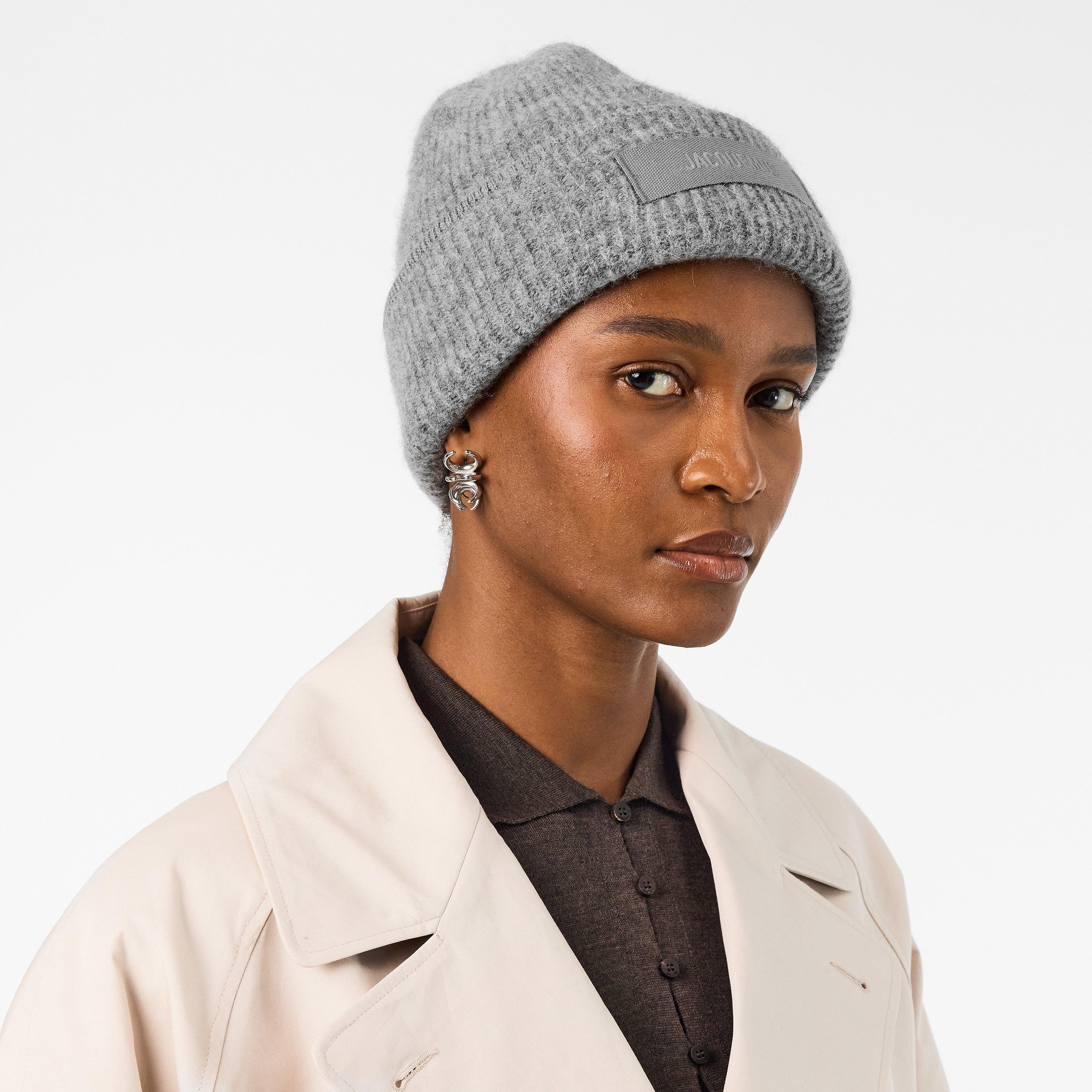 【期間限定値下げ】Jacquemus Gros Grain ビーニー JACQUEMUS: Off-White La Casa 'La capuche Gros Grain' Beanie | SSENSE