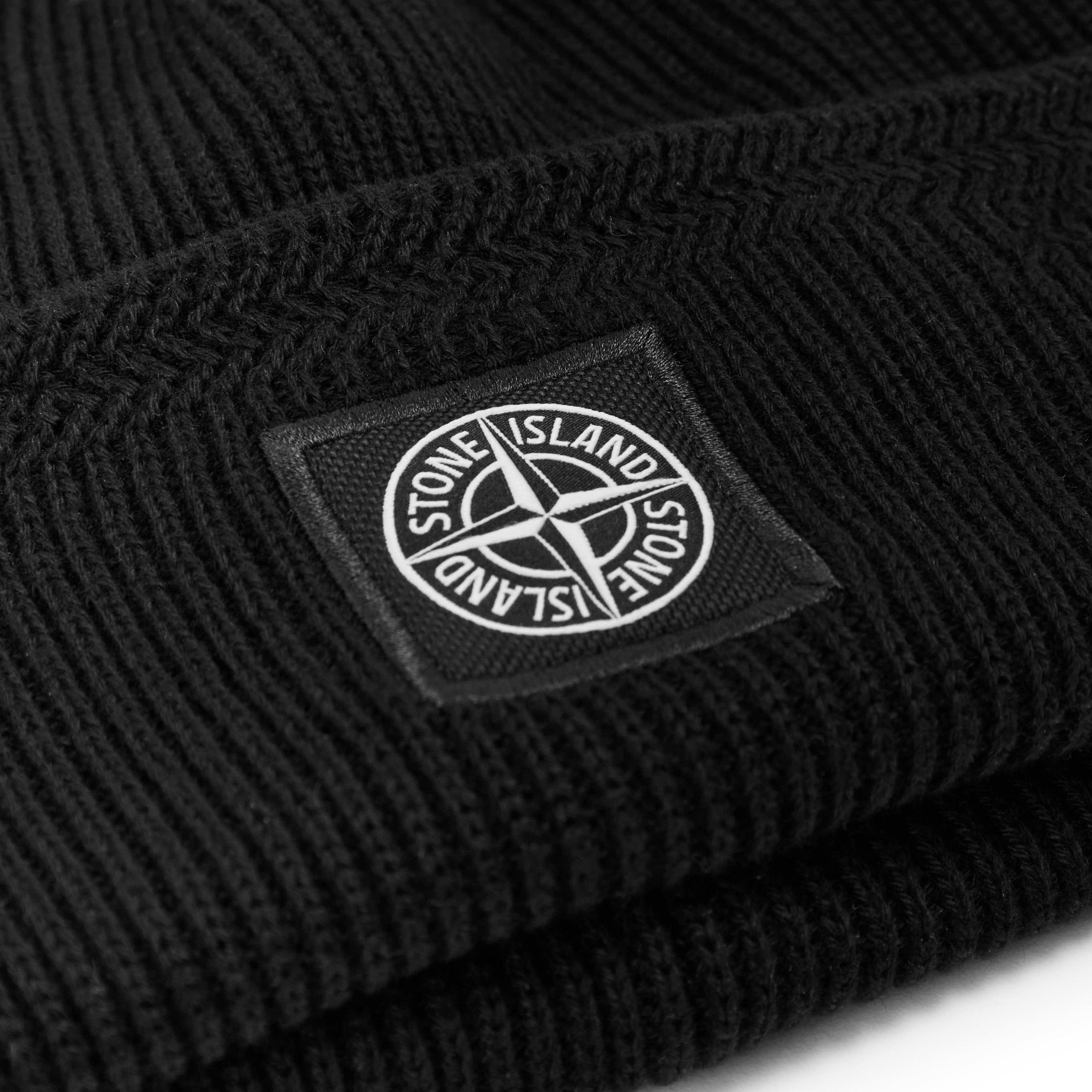 Black V0029 - Stone Island - Men's Patch Beanie - 4