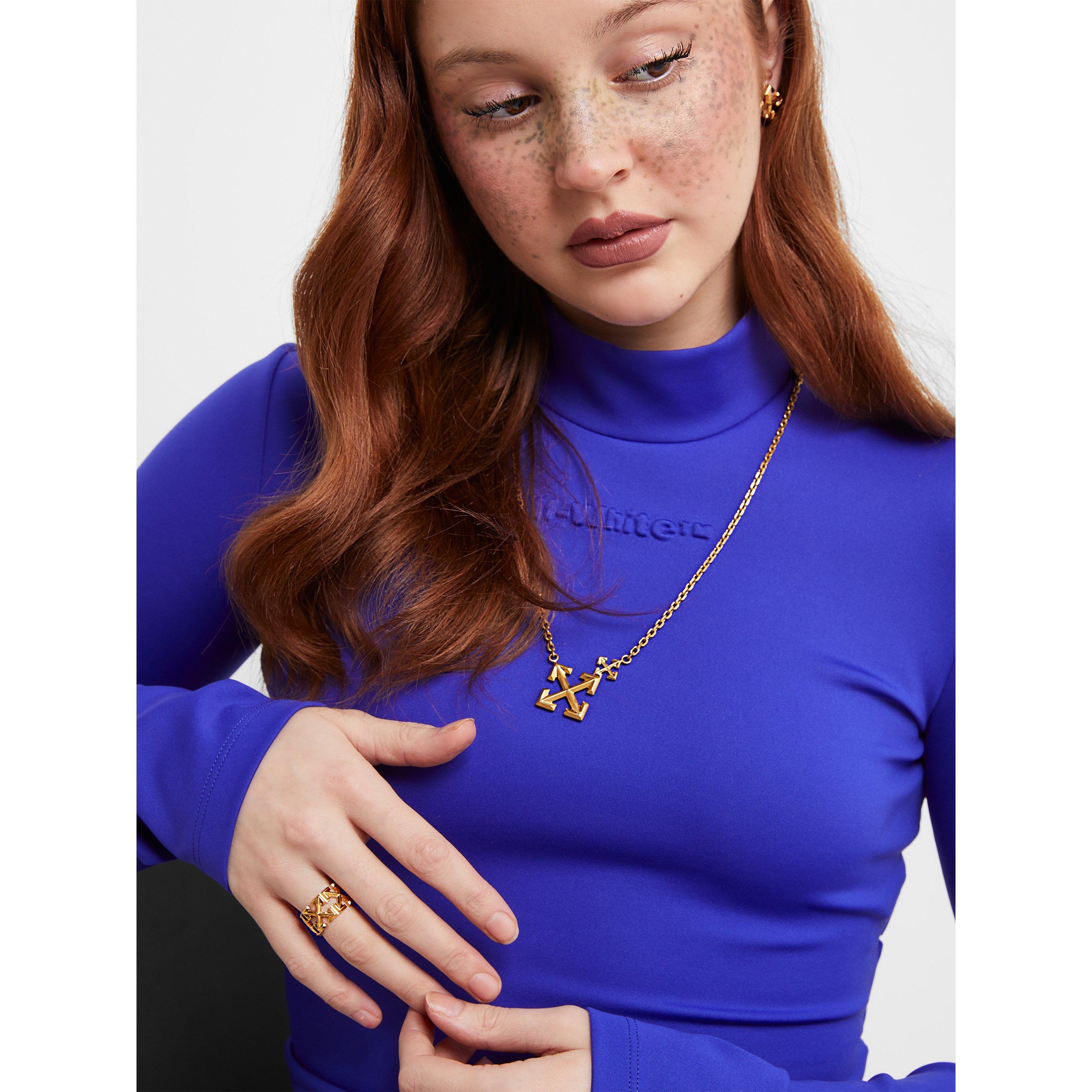 Gold 7600 - Off White - Women's Arrows Logo Motif Ring - 2