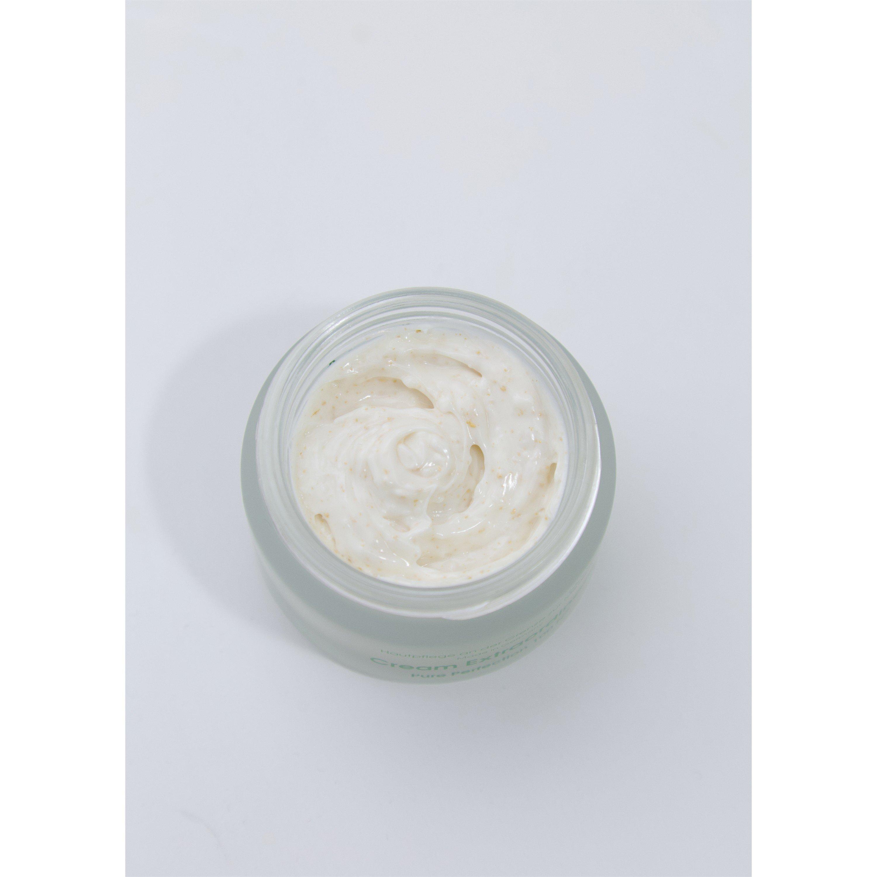 Not Applicable - MBR - VG26 Cream Extraordinary - 2