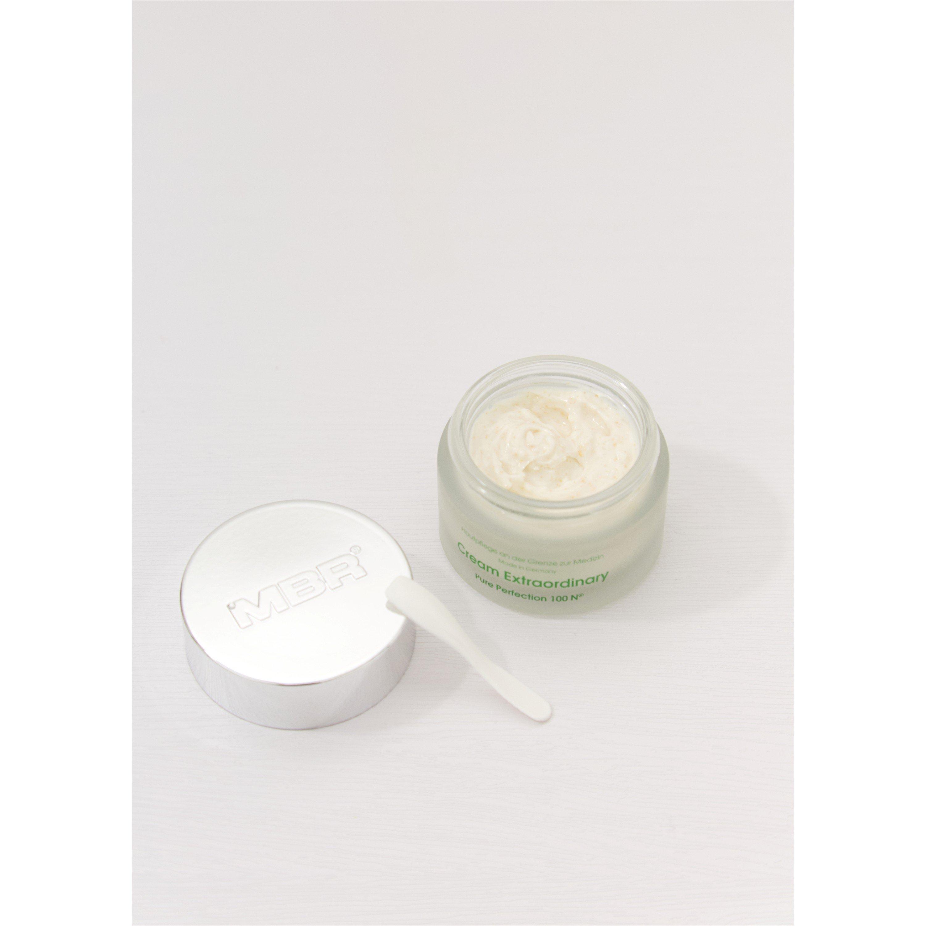 Not Applicable - MBR - VG26 Cream Extraordinary - 4