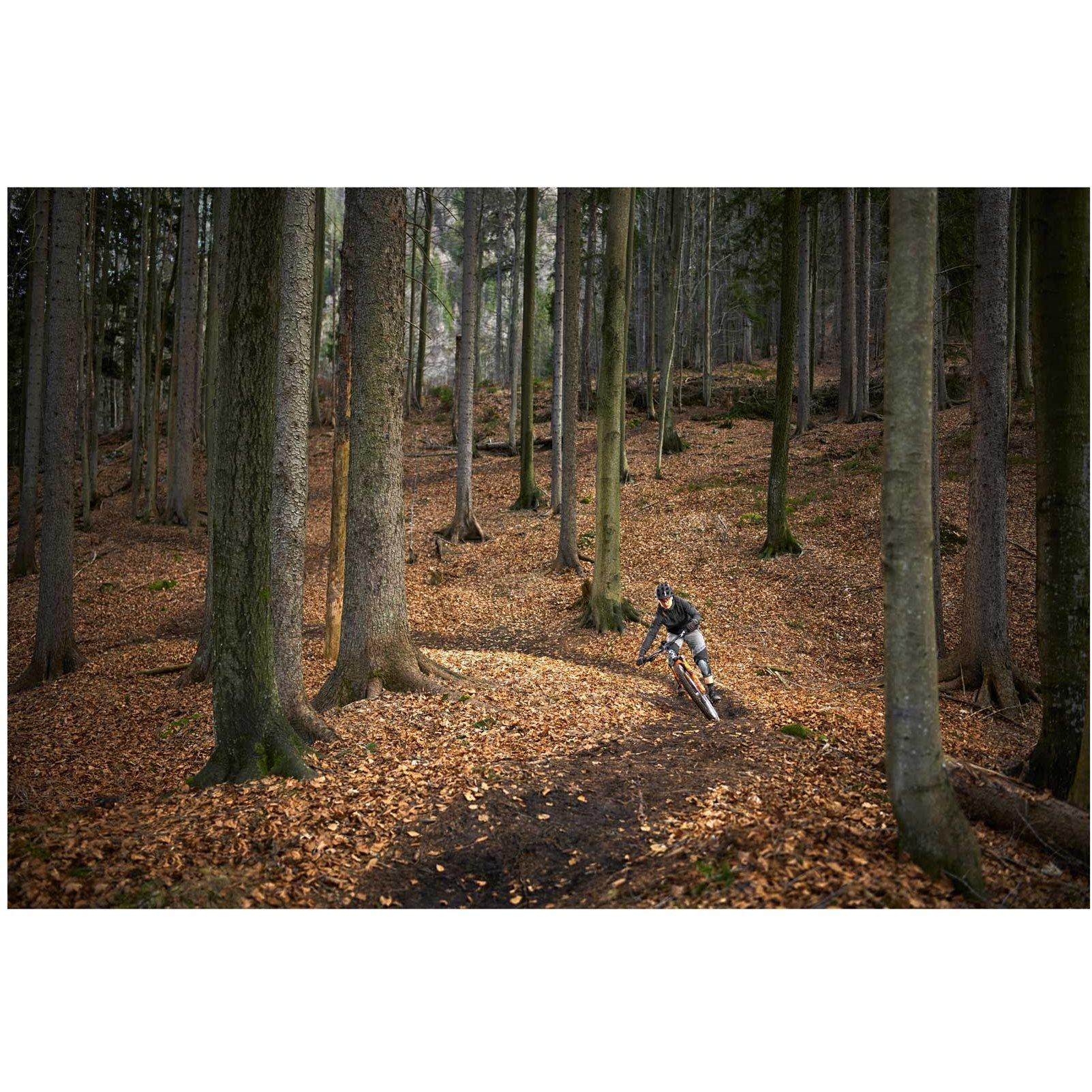 Black - Garmin - Edge 1030 Plus - 7