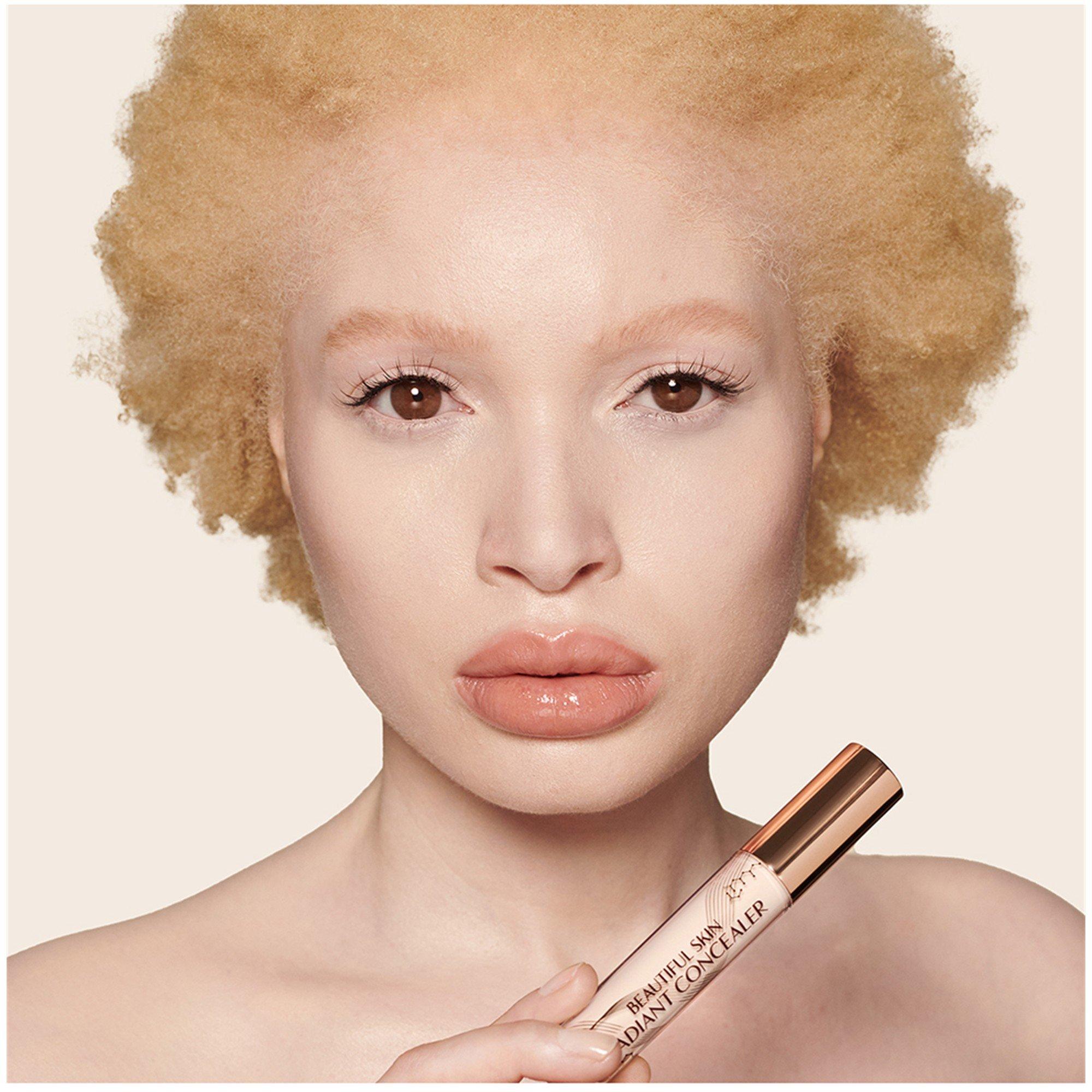 NATURAL 01 - Charlotte Tilbury - BEAUTIFUL SKIN RAD CONCEALER - 5