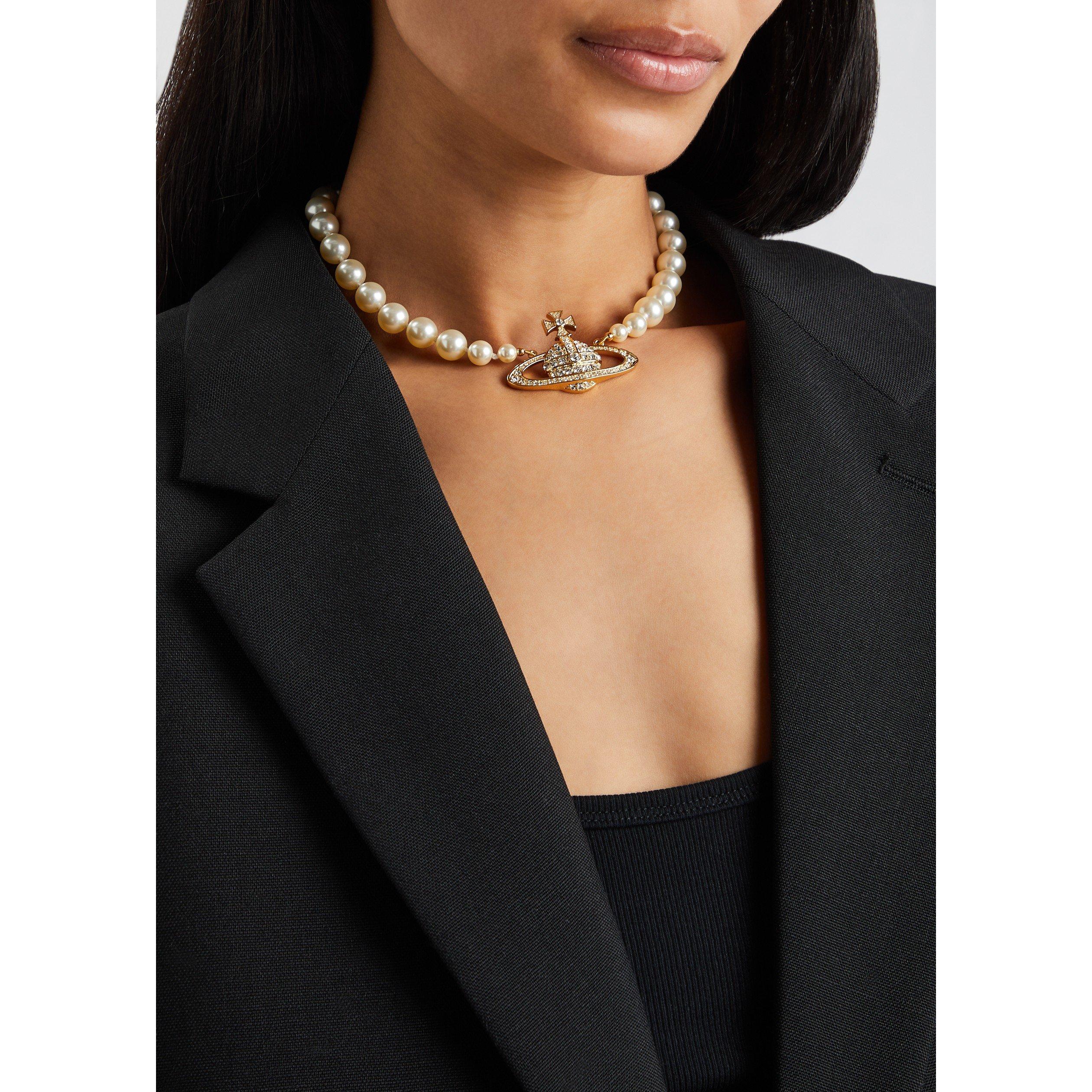 GOLD AND OTHER - Vivienne Westwood - ONE ROW PEARL BAS RELIEF CHOKR - 3