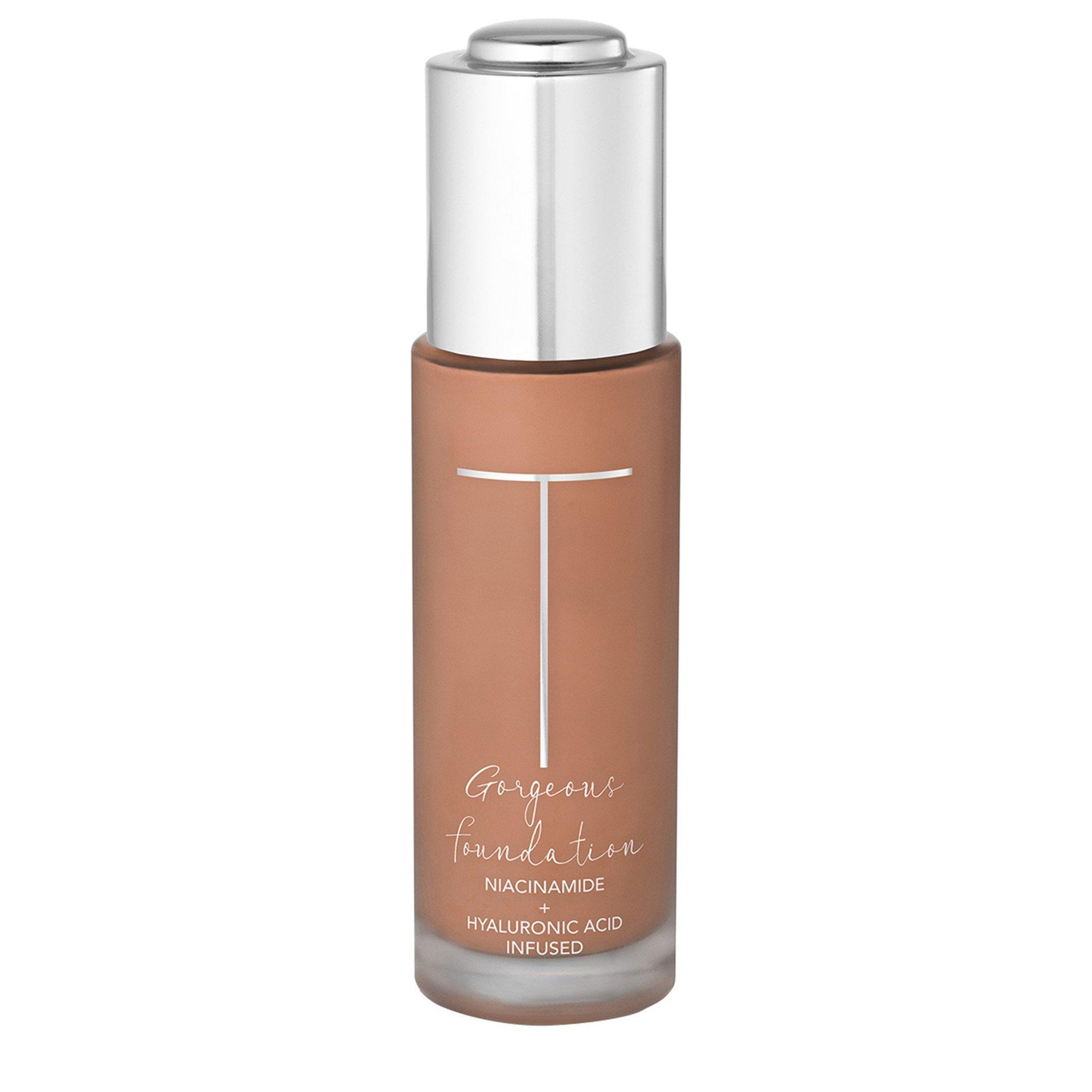 NATURAL 09 - Trish McEvoy - GORGEOUS FOUNDATION