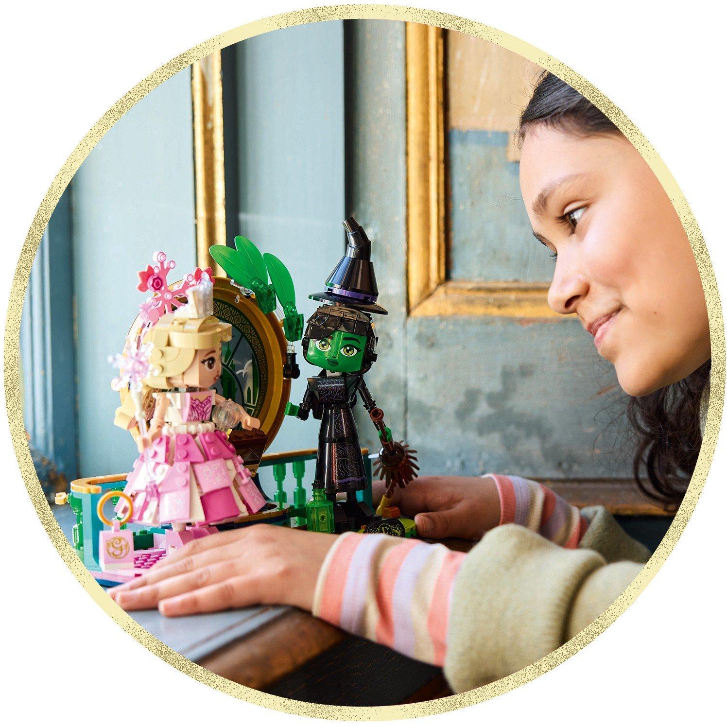 75682 - LEGO - Wicked 75682 Elphaba & Glinda Figures - 11