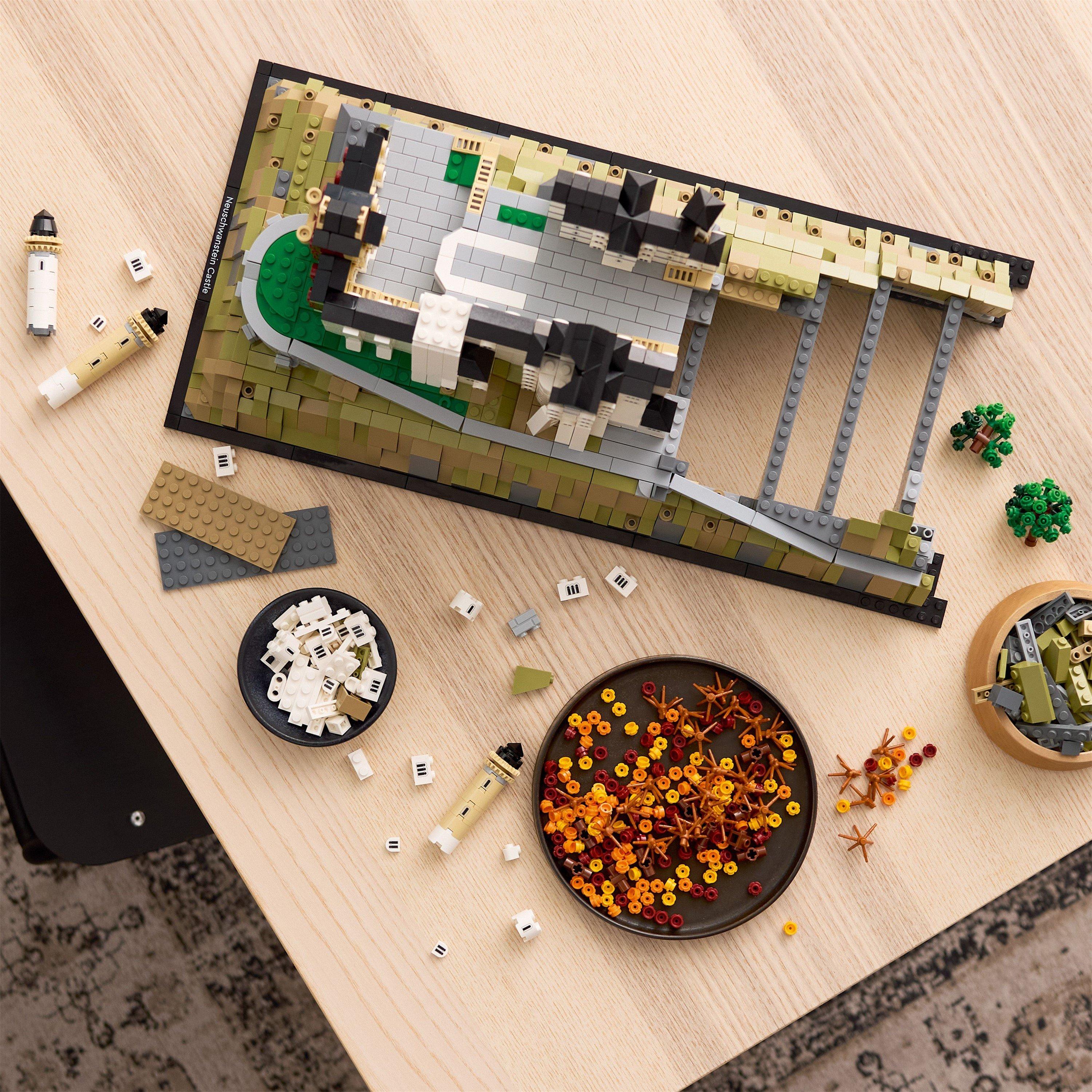 TBC - LEGO - LEGO® Architecture 21063 Neuschwanstein Castle Collectible Model Kit for Adults - 3