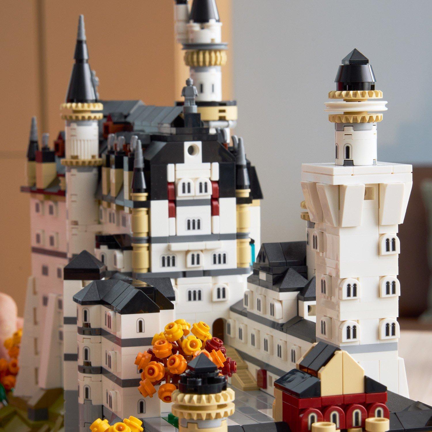 TBC - LEGO - LEGO® Architecture 21063 Neuschwanstein Castle Collectible Model Kit for Adults - 10