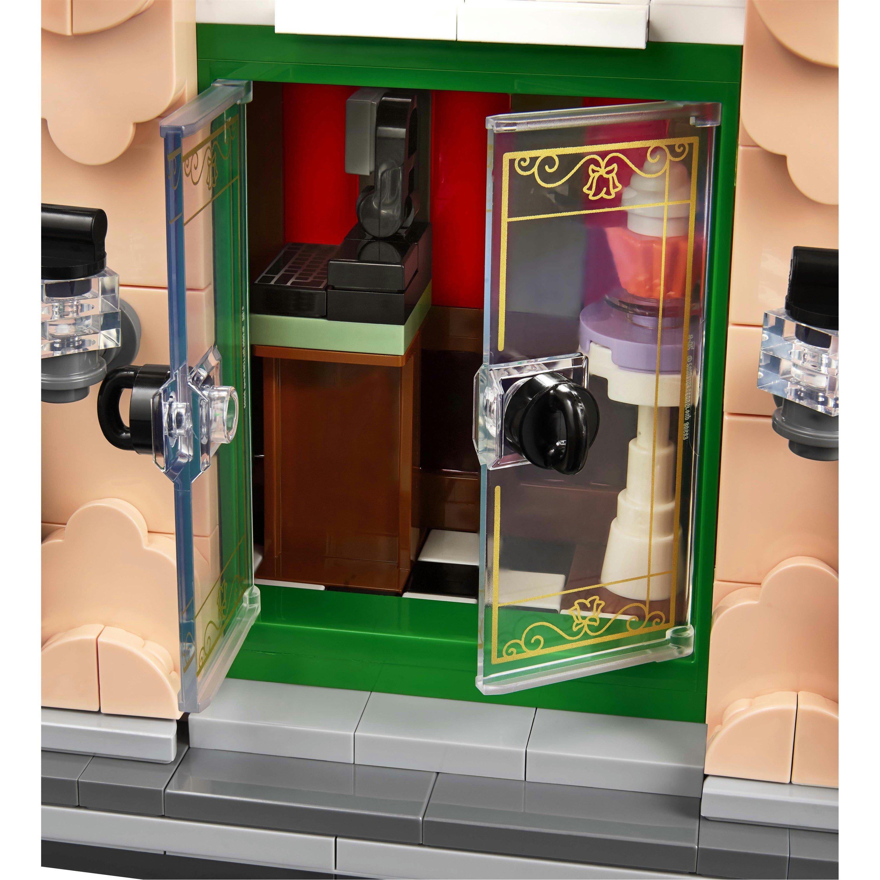 TBC - LEGO - Icons 10362 French Cafe Building Set for Adults - 15