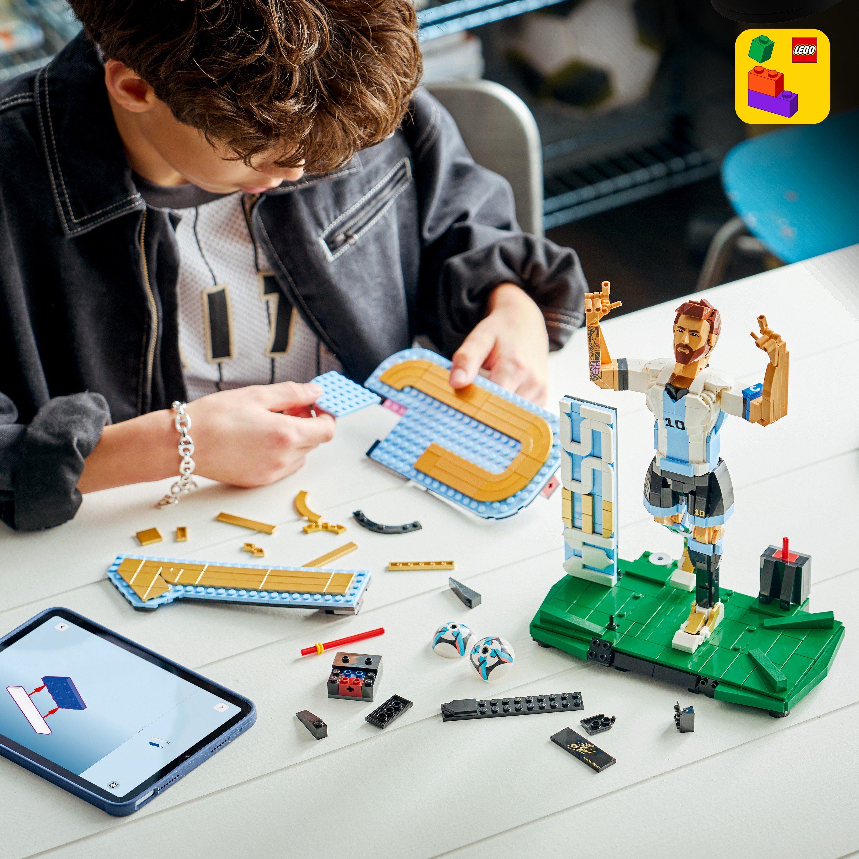 Messi - LEGO - Editions Lionel Messi – Football Legend Set 43015 - 8