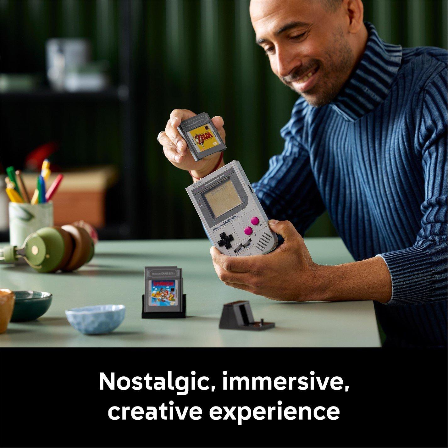 Gameboy - LEGO - Super Mario Game Boy Model Kit for Adults 72046 - 3