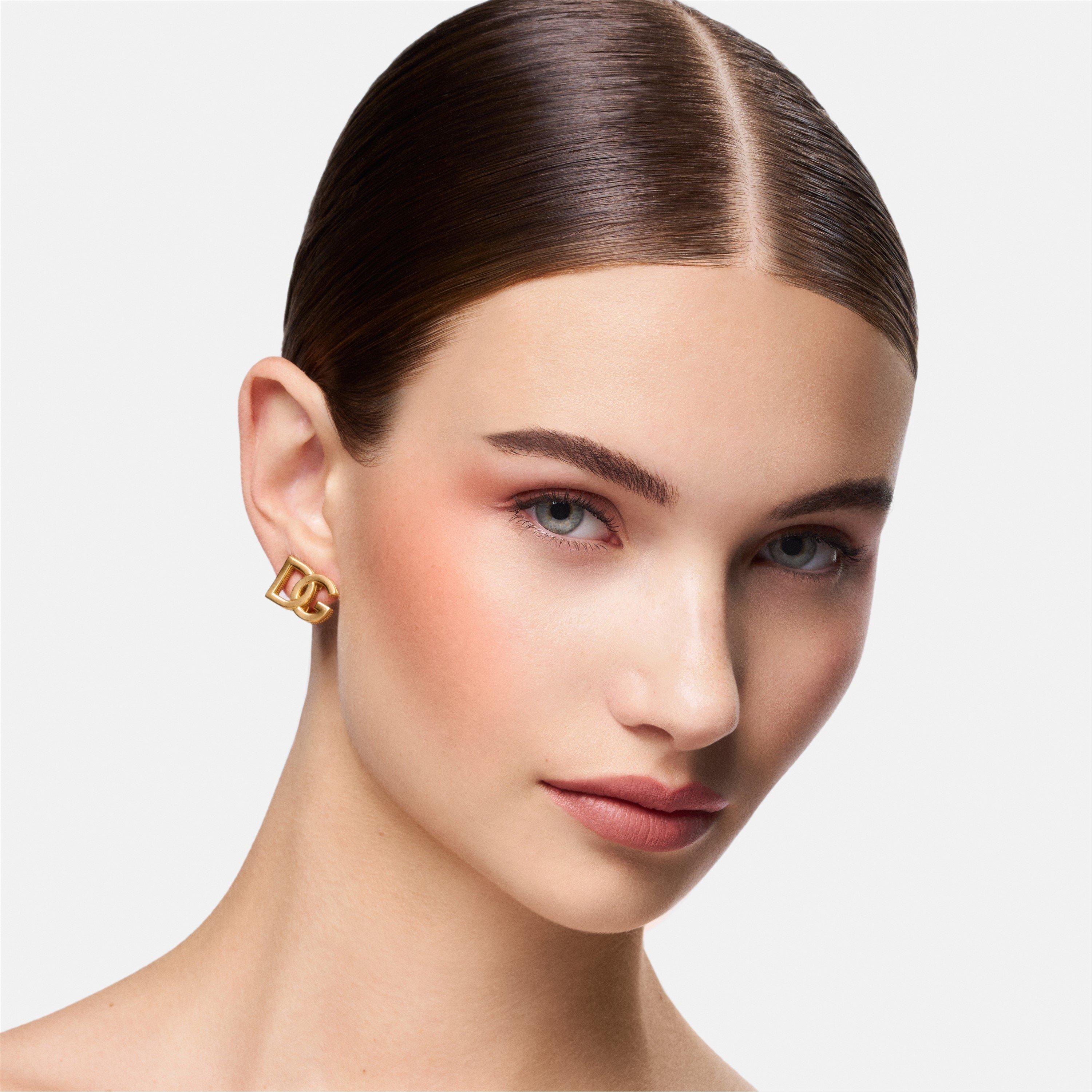 02 Joyful - Dolce and Gabbana - Cheek & Eyes Match Full Monochromatic Look - 3