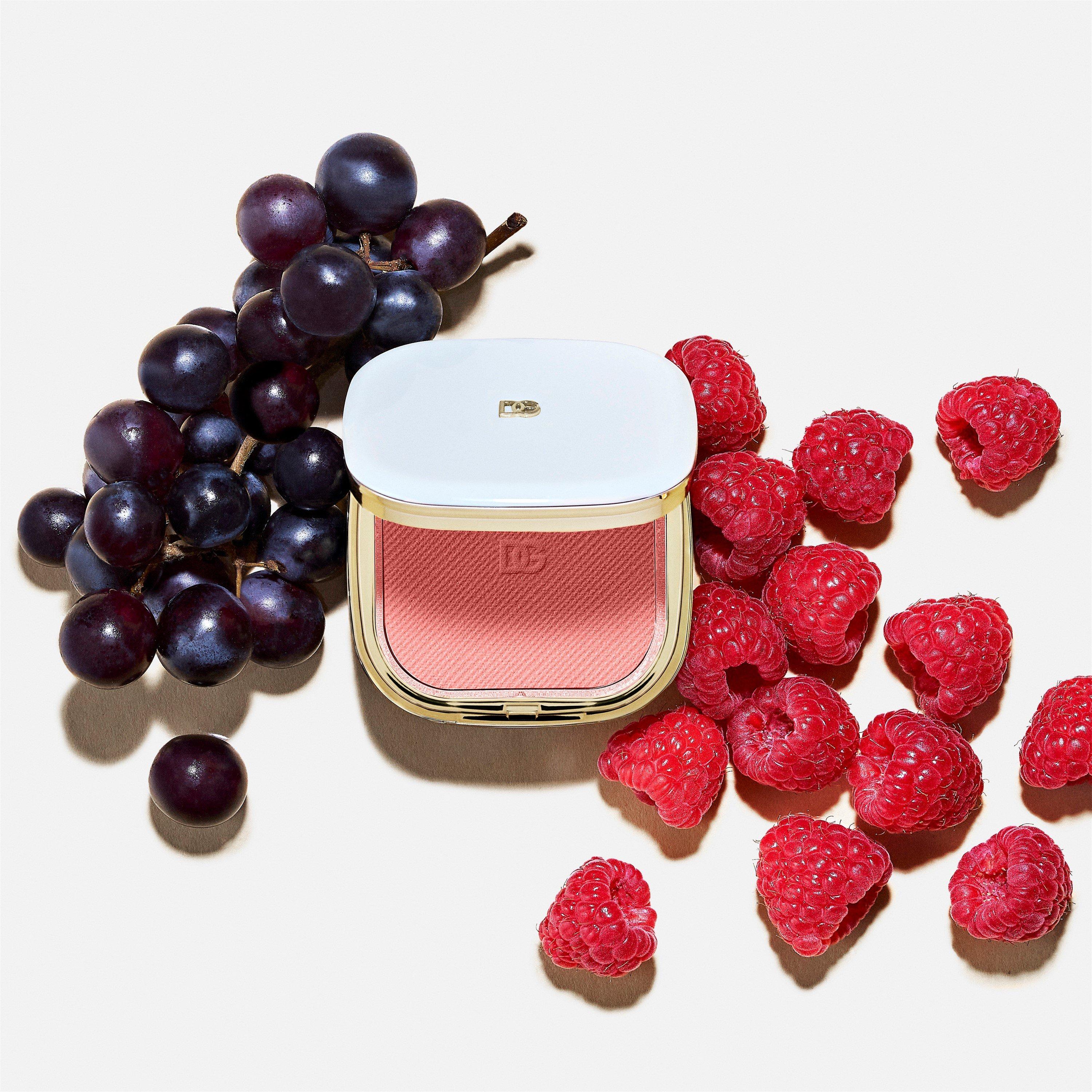 01 Blissful - Dolce and Gabbana - Cheek & Eyes Match Full Monochromatic Look - 5