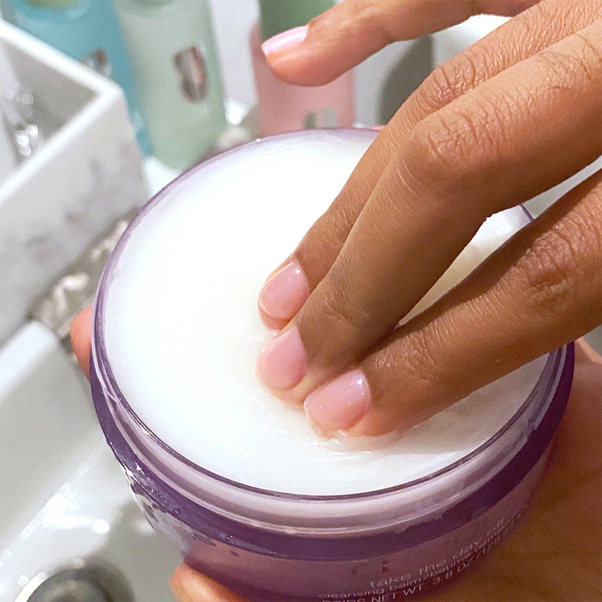 Clear - Clinique - Limited Edition Jumbo Take The Day Off™ Cleansing Balm 250ml - 6