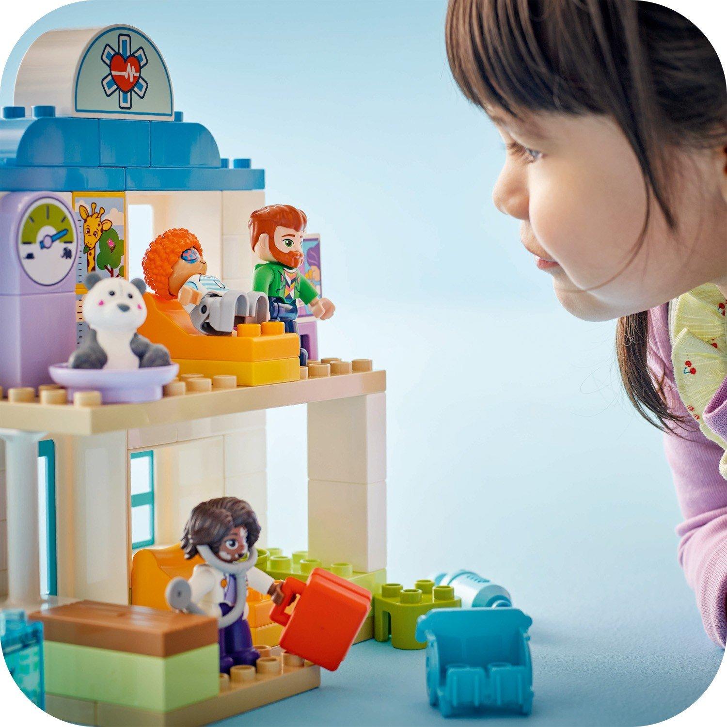 DUPLO Town - LEGO - DUPLO 10449 First Time: Visit to the Doctor Set - 11