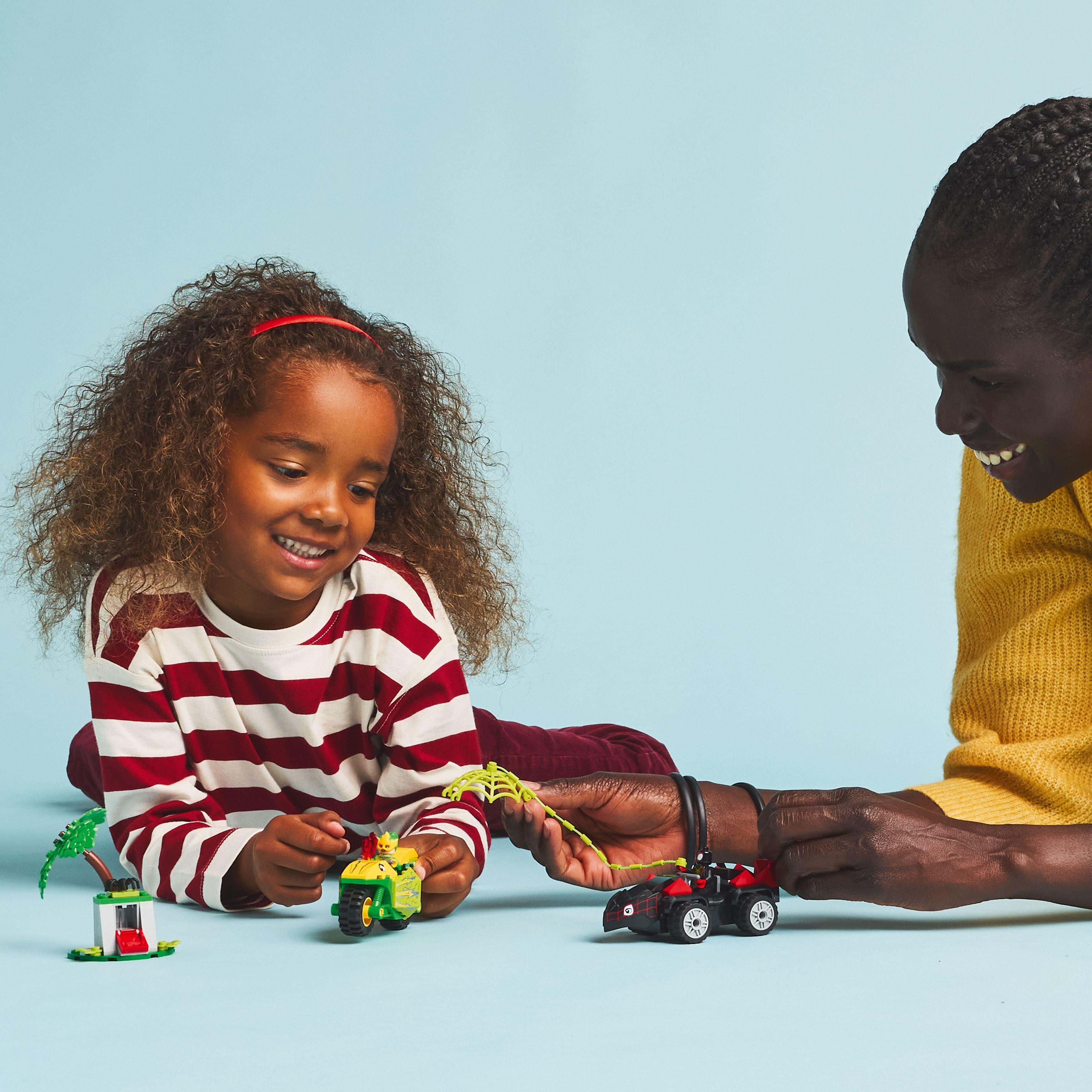 Spidey - LEGO - LEGO Marvel Spidey And His Amazing Friends Spin and Electro Dinosaur Vehicle Chase 11198 - 4