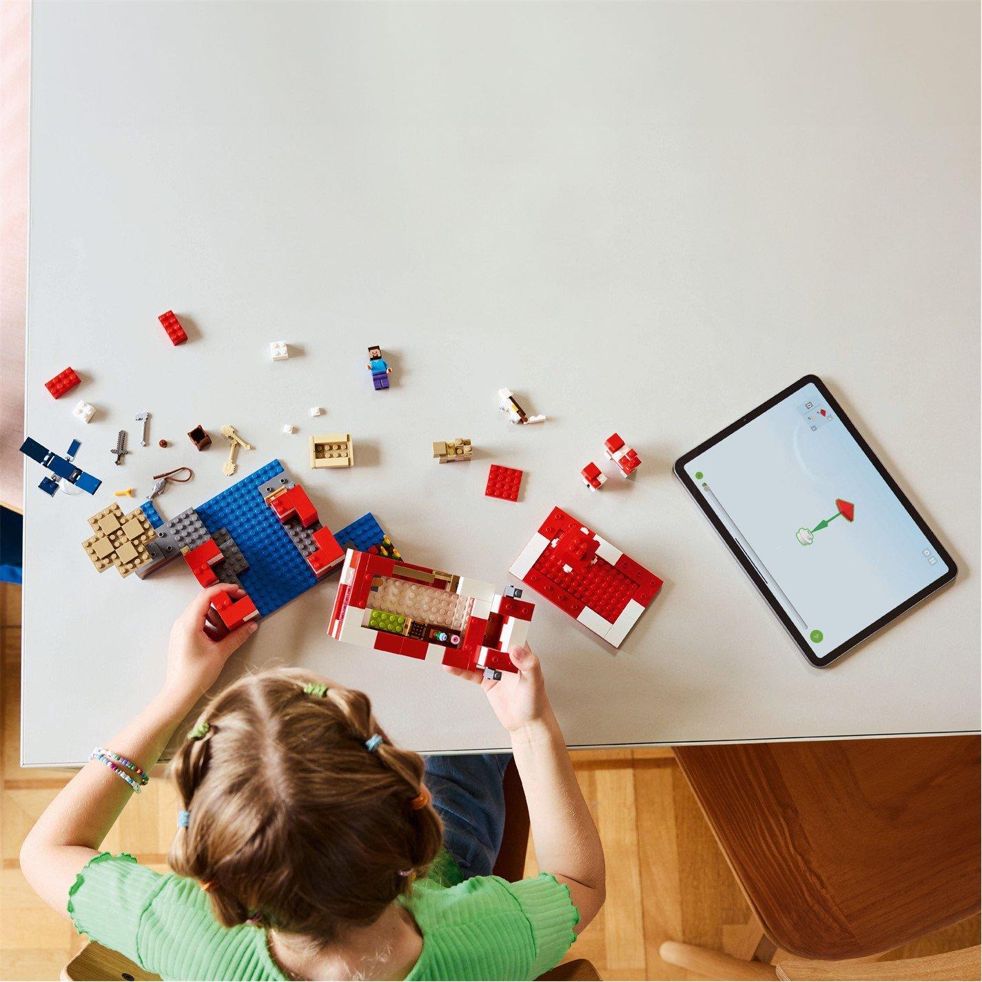 Minecraft - LEGO - LEGO Minecraft The Mooshroom House Toy Playset 21270 - 2