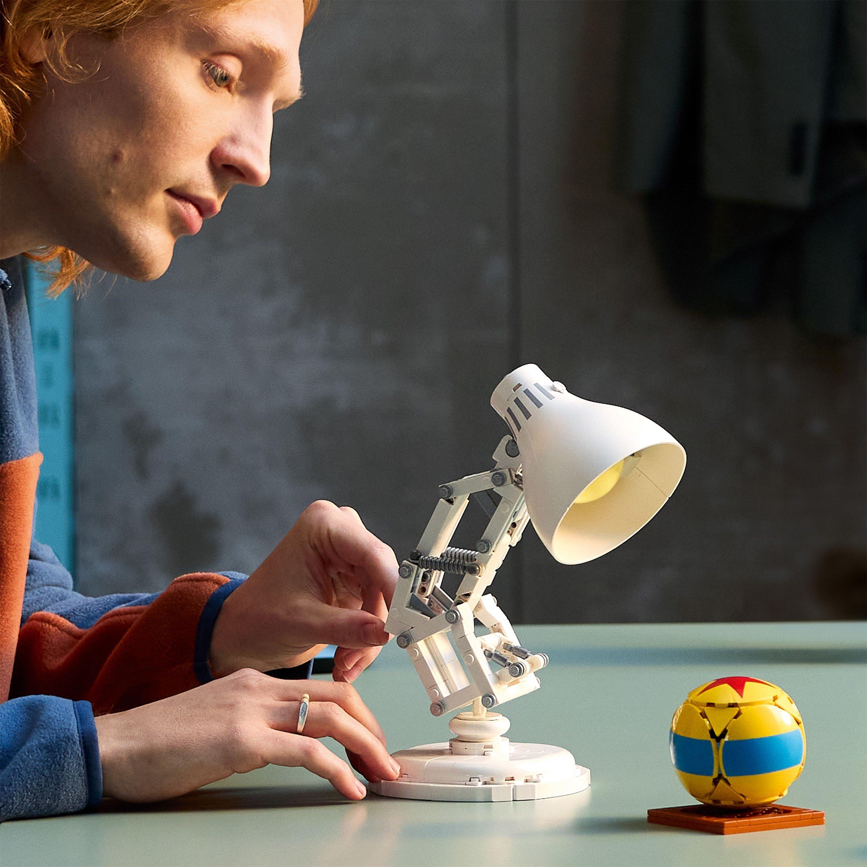 TBC - LEGO - LEGO® Ideas  Disney Pixar Luxo Jr. Buildable Display Model 21357 - 3