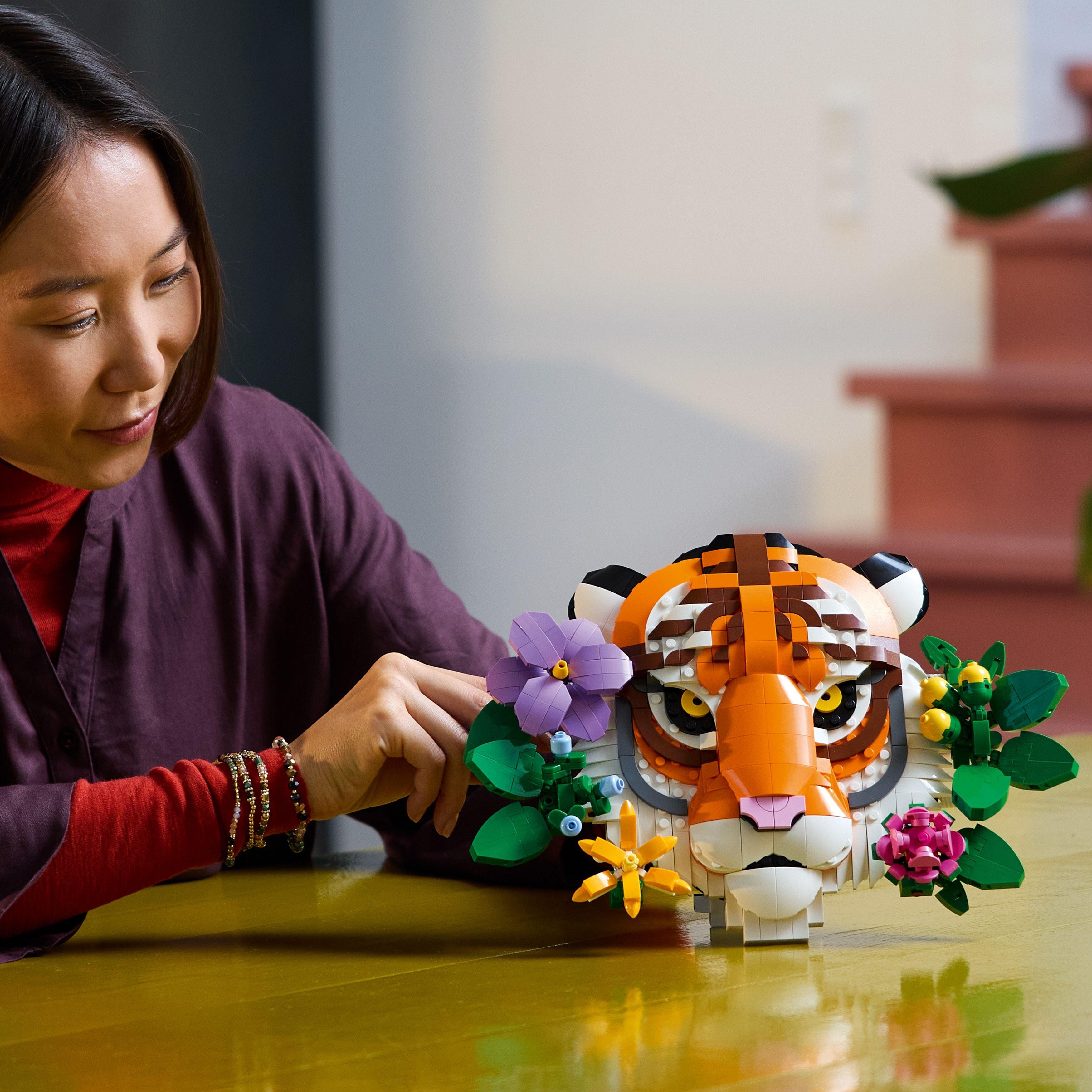 Tiger - LEGO - LEGO® Art The Fauna Collection – Tiger Housewarming Gift for a New Home 31217 - 3