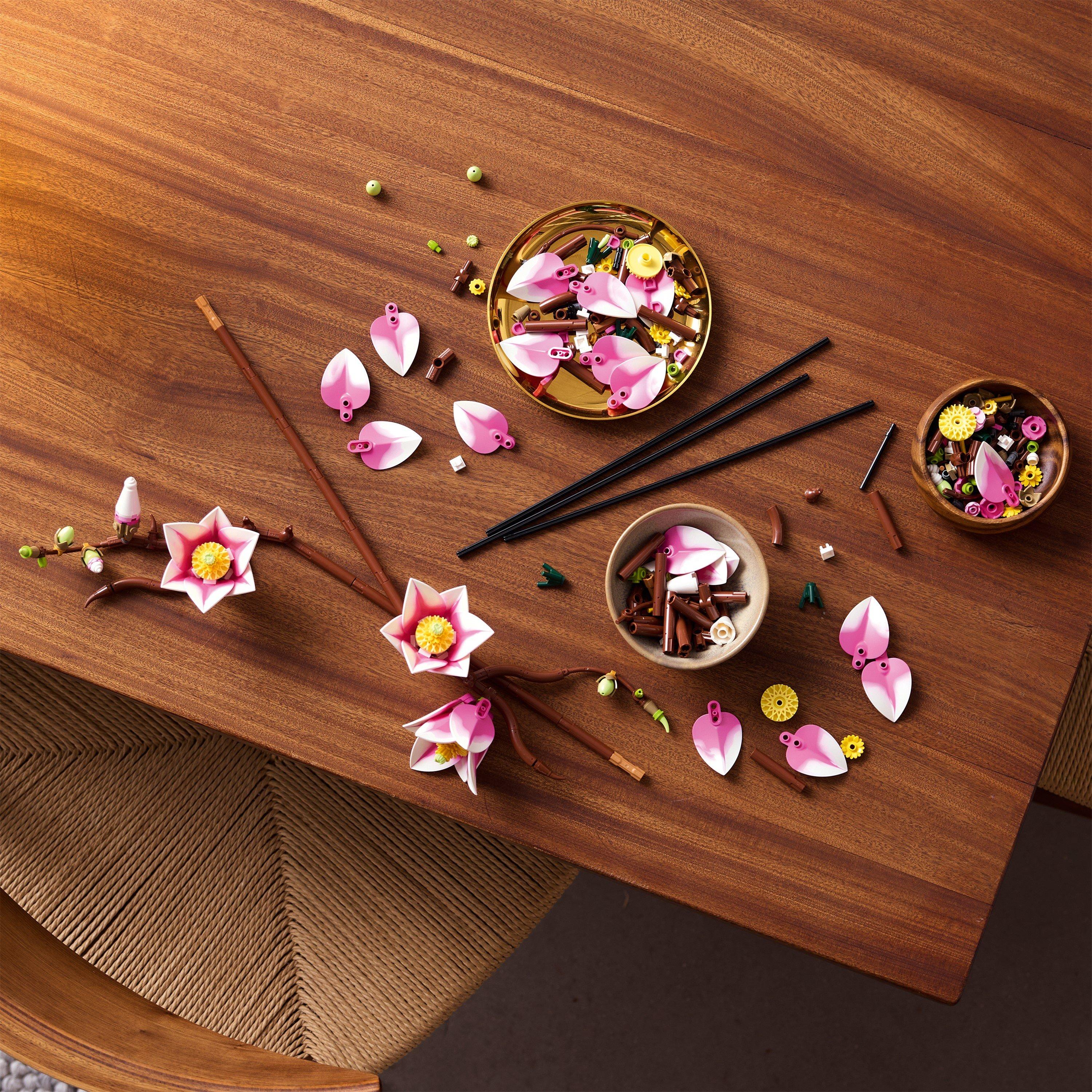 Multi - LEGO - Botanicals Magnolia Branches - Faux Flowers Set 11510 - 2