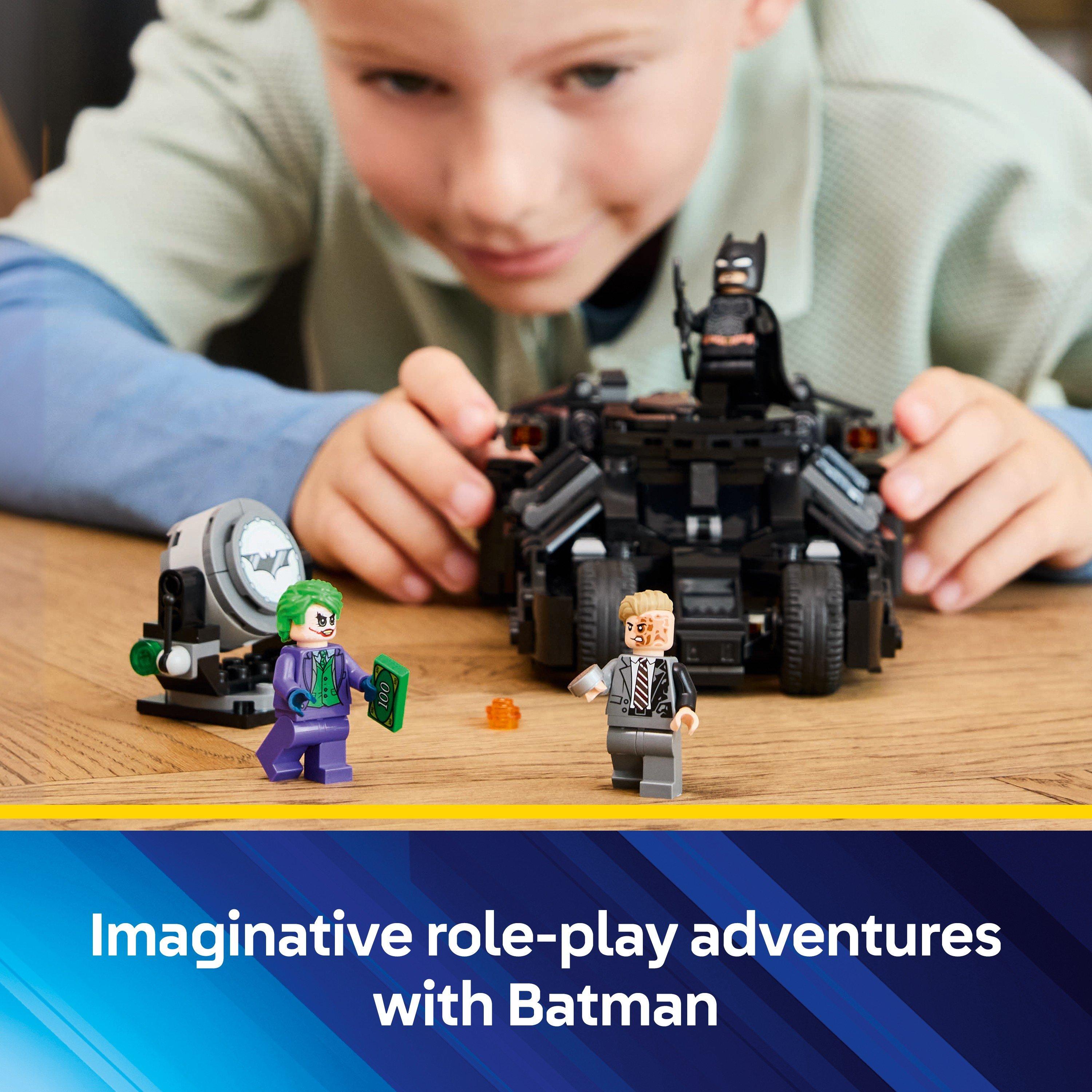 Super Heroes DC - LEGO - DC Batman Tumbler vs. Two-Face & The Joker 76303 - 6