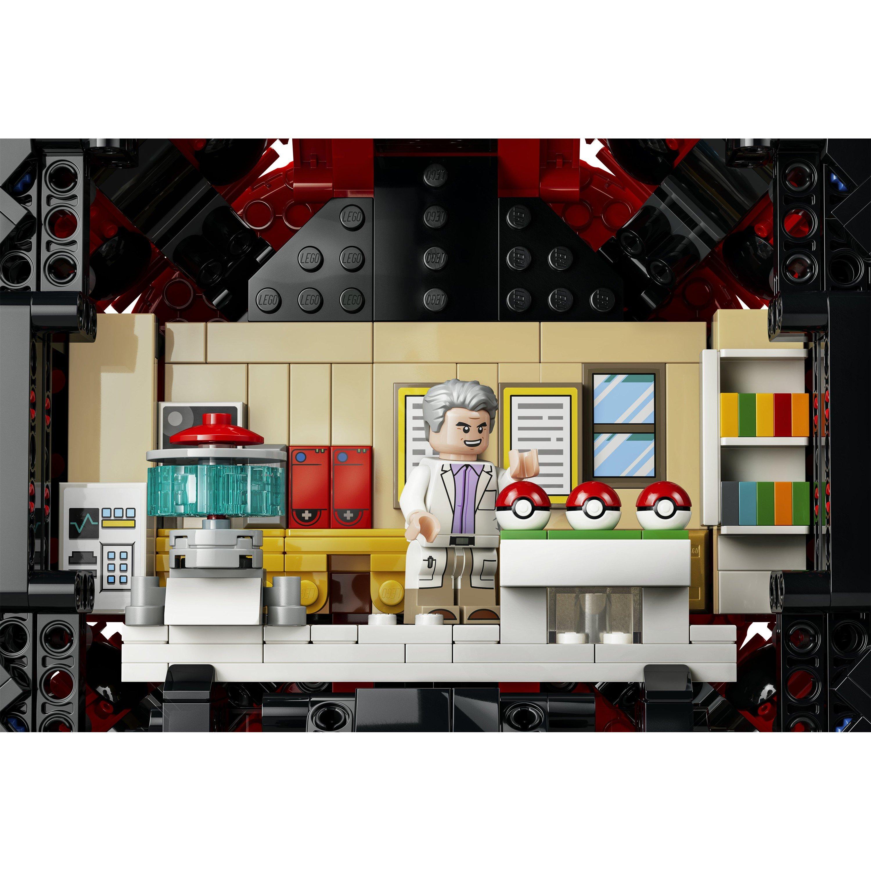TBC - LEGO - LEGO 72154 Iconic Trainer Moments Poke Ball - 15