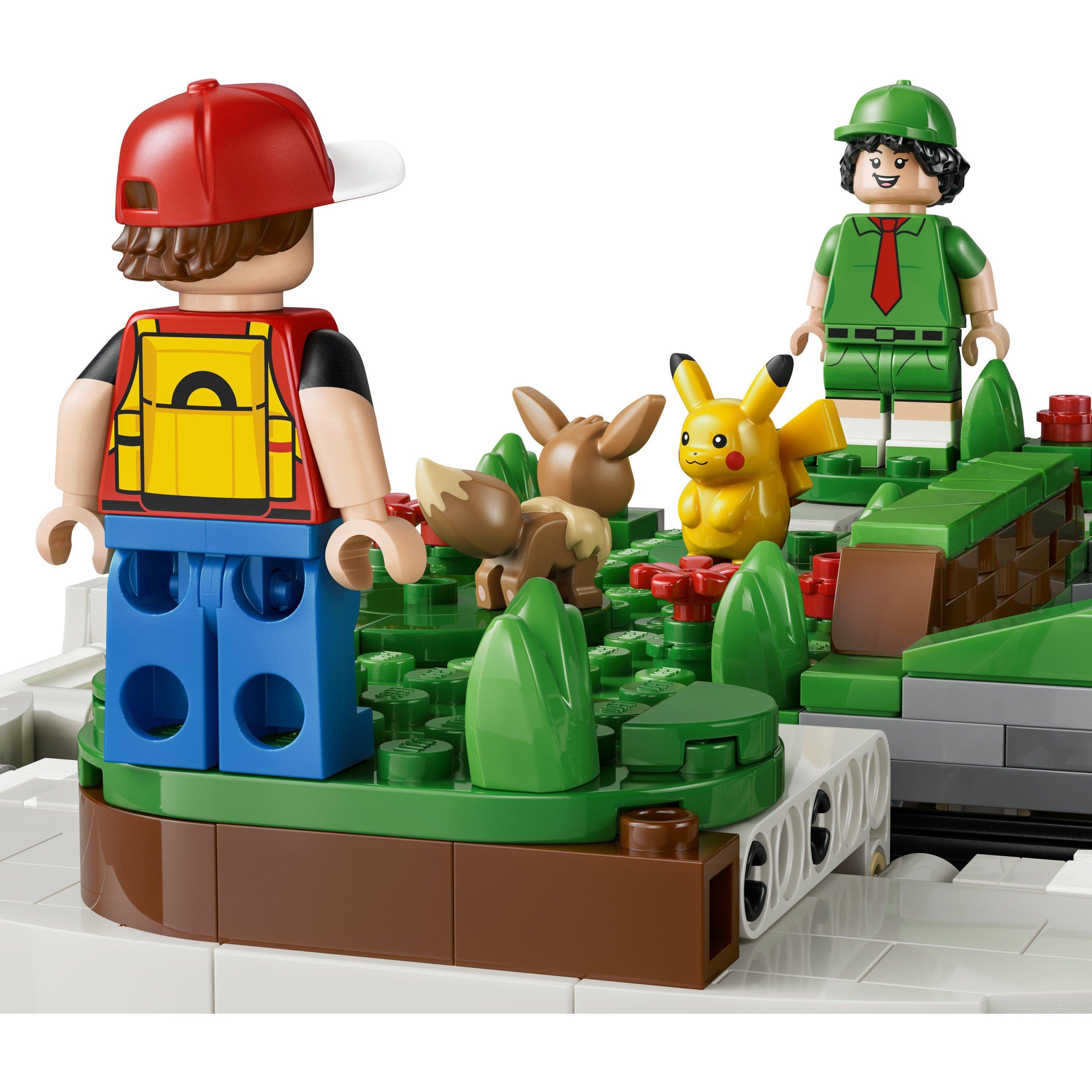 TBC - LEGO - LEGO 72154 Iconic Trainer Moments Poke Ball - 16