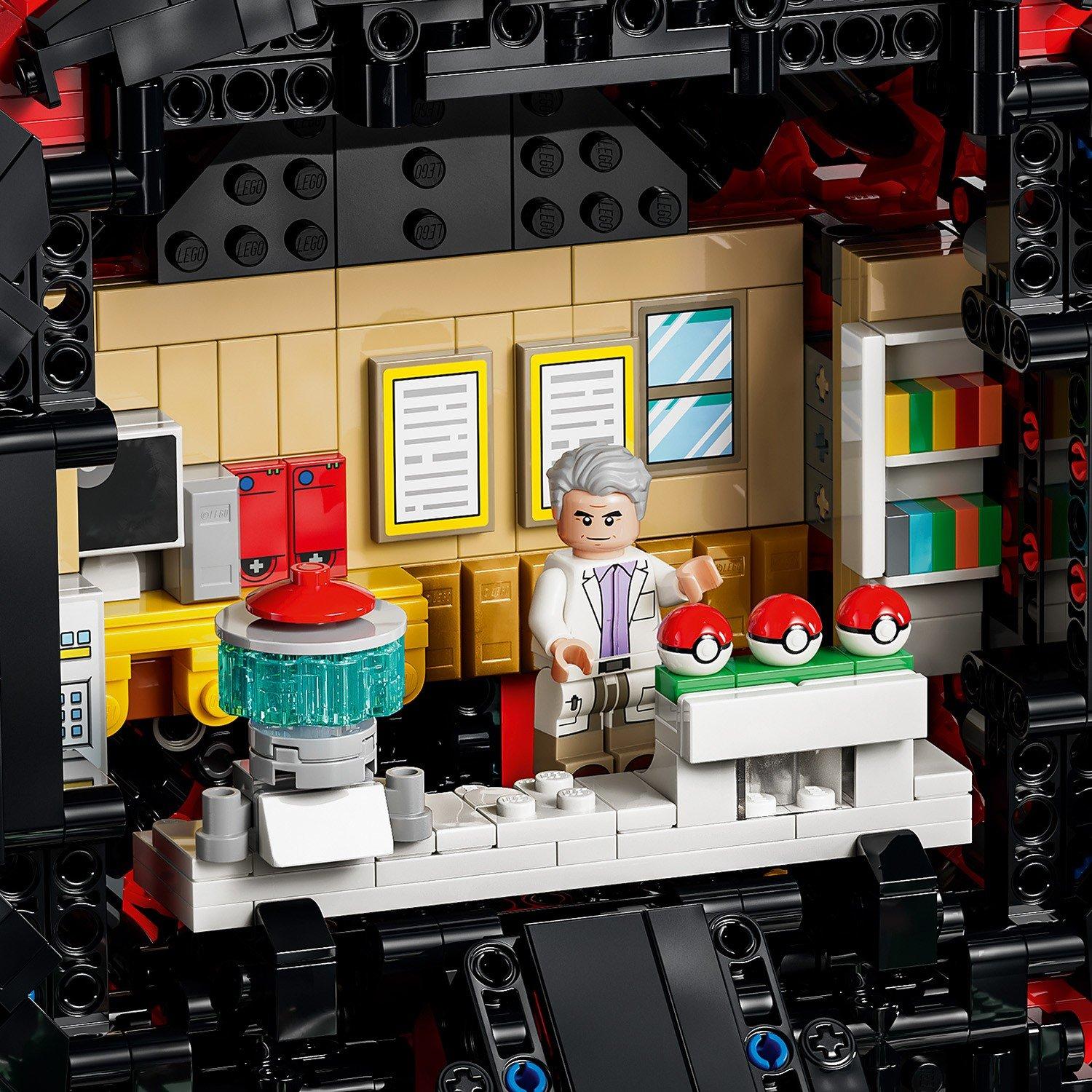 TBC - LEGO - LEGO 72154 Iconic Trainer Moments Poke Ball - 9