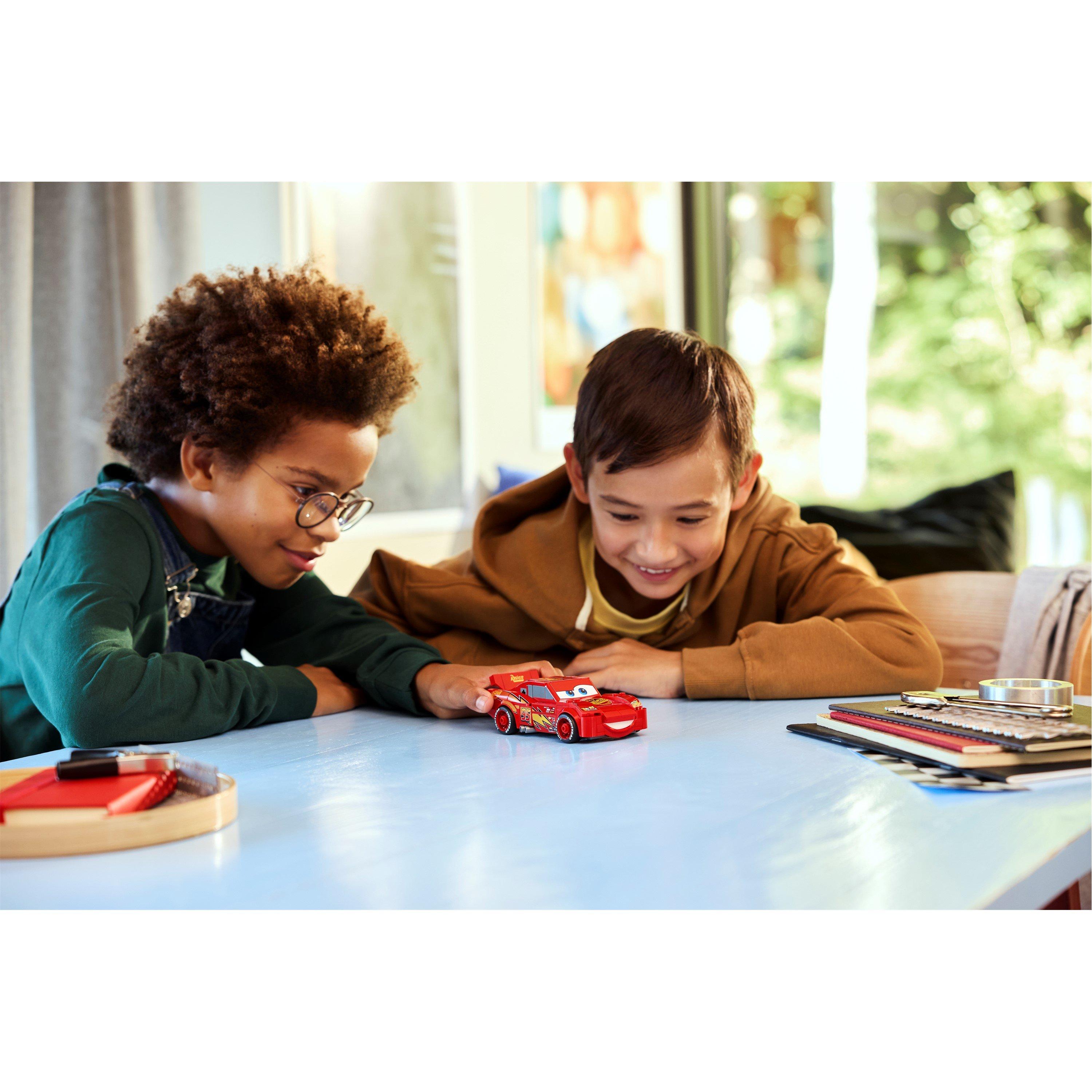 Lightng McQueen - LEGO - Speed Champions Lightning McQueen Car Toy 77255 - 3