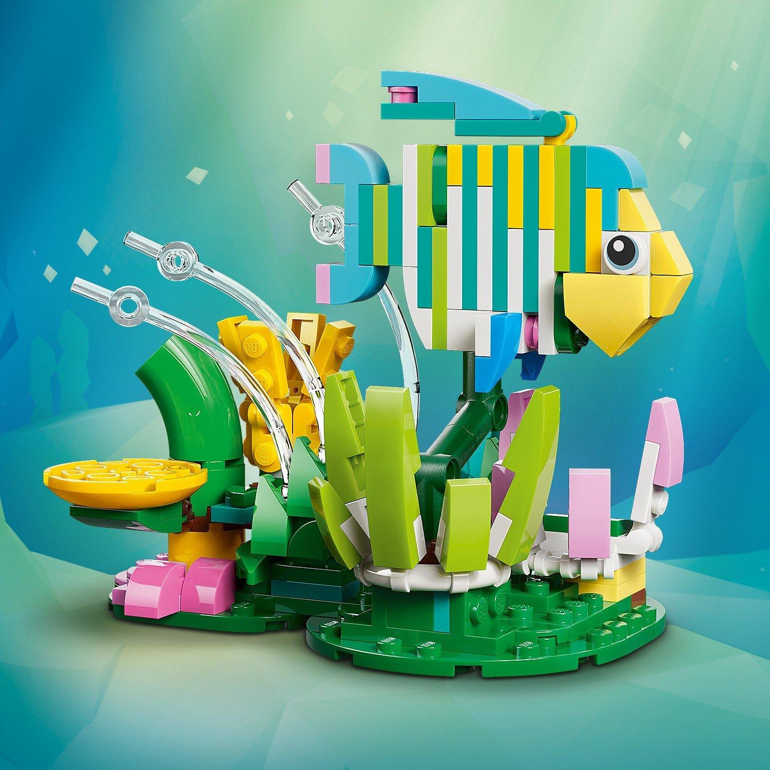 Hummingbird - LEGO - Creator 3in1 Wild Animals: Colourful Hummingbird 31384 - 13