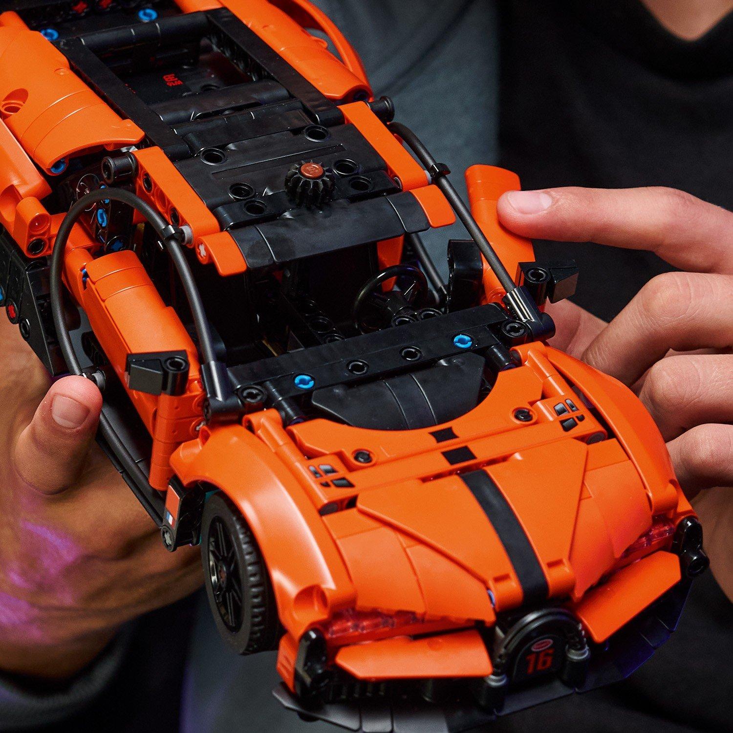 TBC - LEGO - Technic Bugatti Chiron Pur Sport Hypercar Toy 42222 - 12