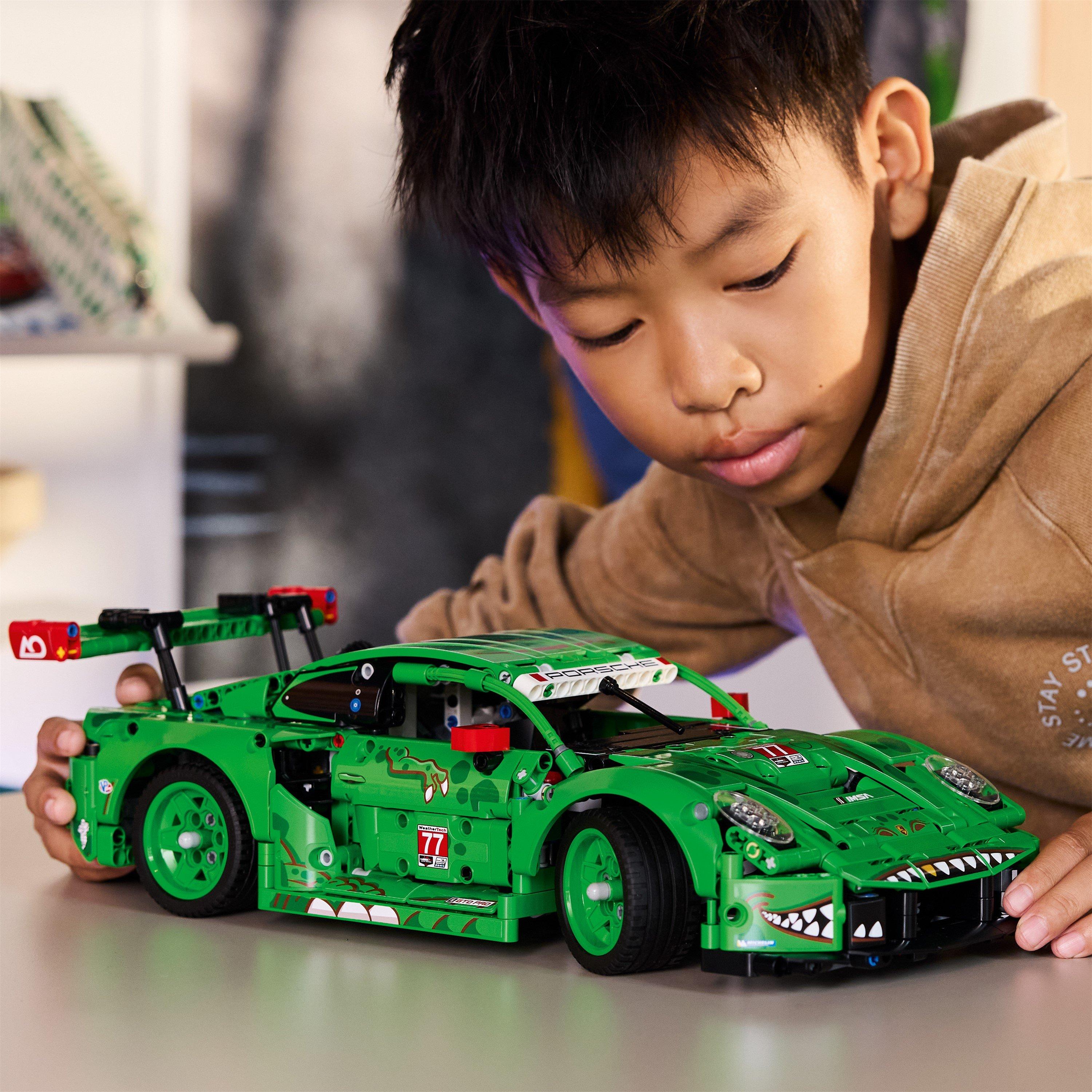Porsche 911 GT3 - LEGO - Technic Porsche 911 GT3 R REXY AO Racing Car Toy 42224 - 3