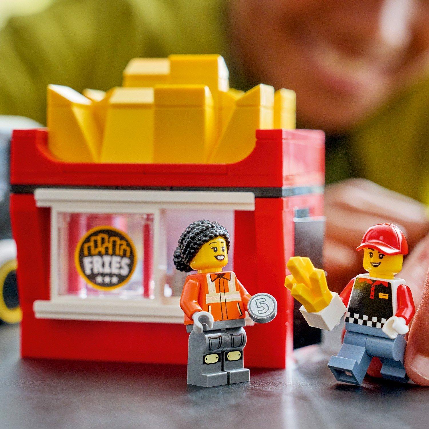 TBC - LEGO - City Fries Food Truck Toy with 2 Minifigures 60488 - 10