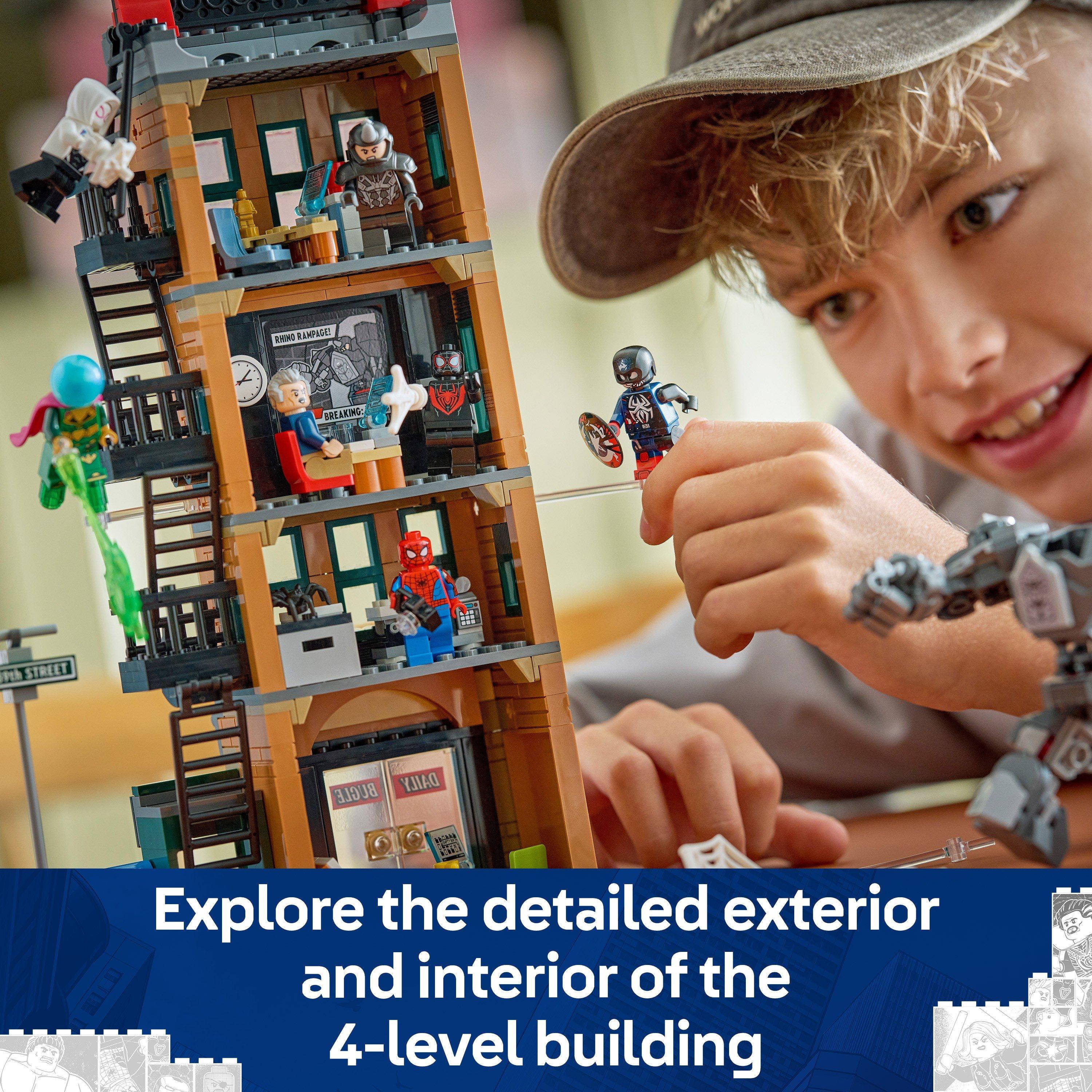 TBC - LEGO - Marvel Spider-Man vs. Mysterio: The Daily Bugle 76342 - 4