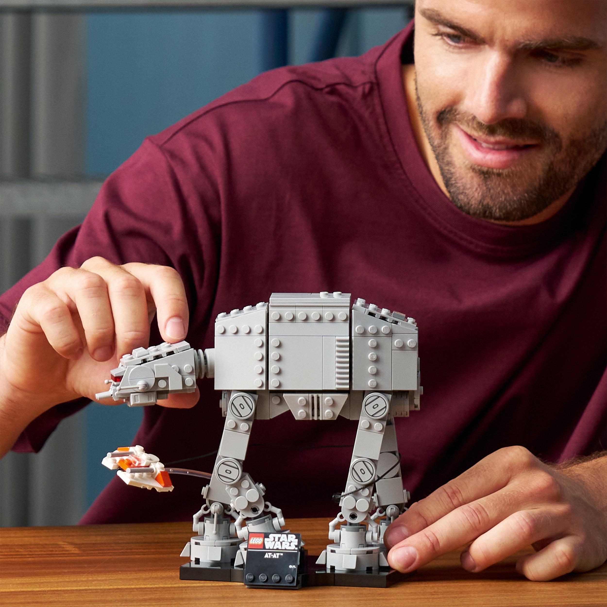 AT-AT - LEGO - Star Wars AT-AT Walker Building Set for Adults 75440 - 3