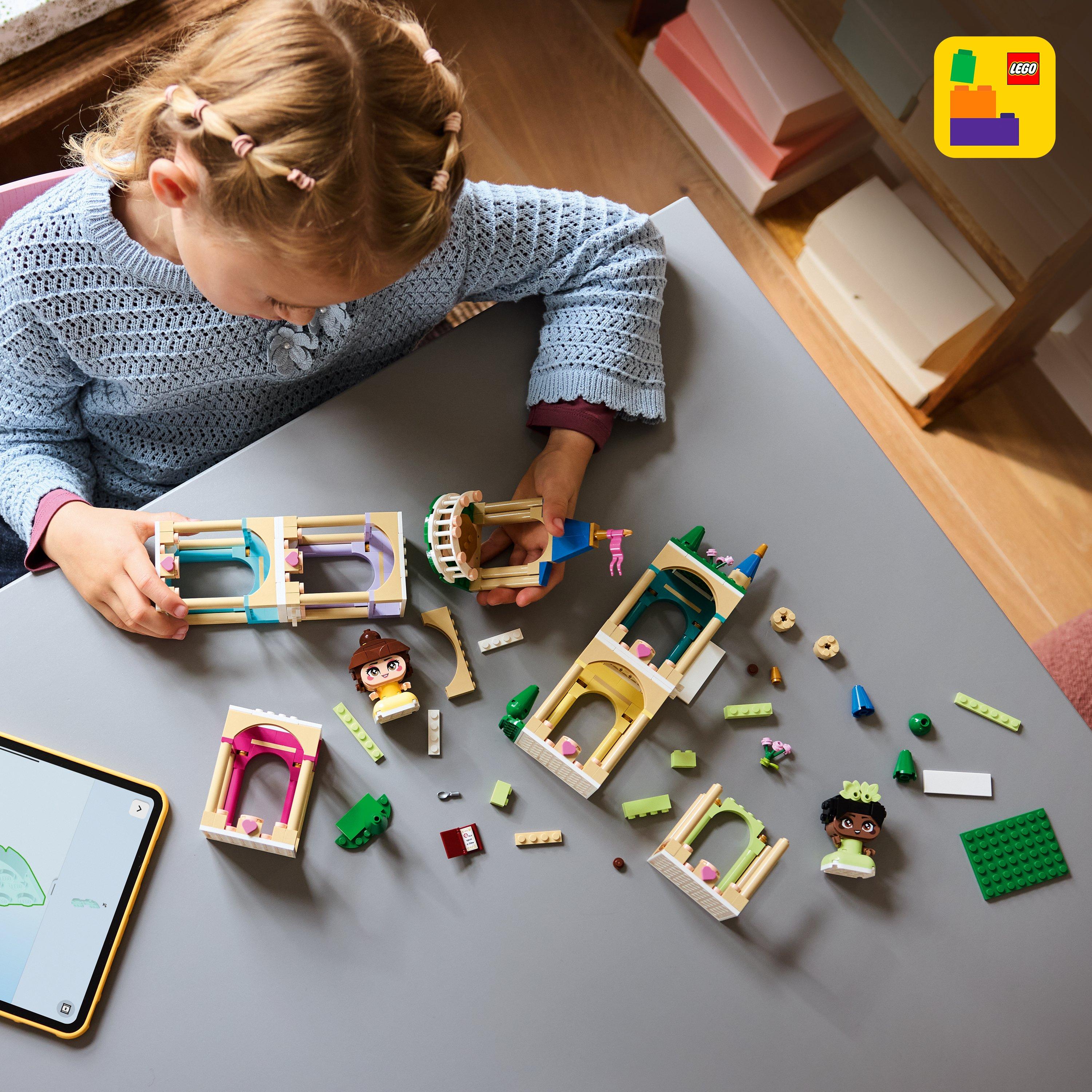 TBC - LEGO - Disney Princess Mini Belle & Tiana with Castle 43291 - 2