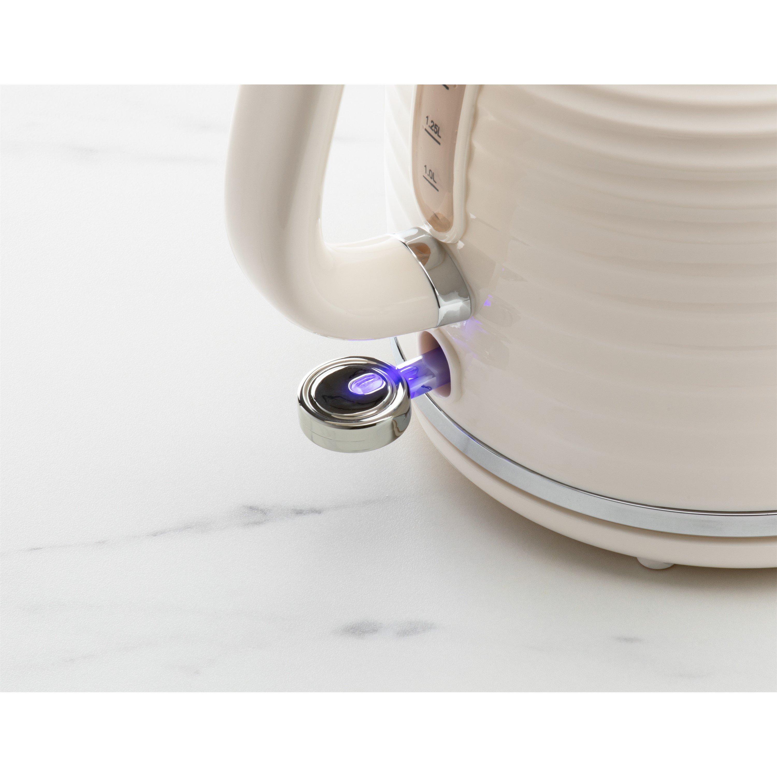 Cream - Daewoo Electricals - SIENNA 1.7L 3KW JUG KETTLE CREAM - 4