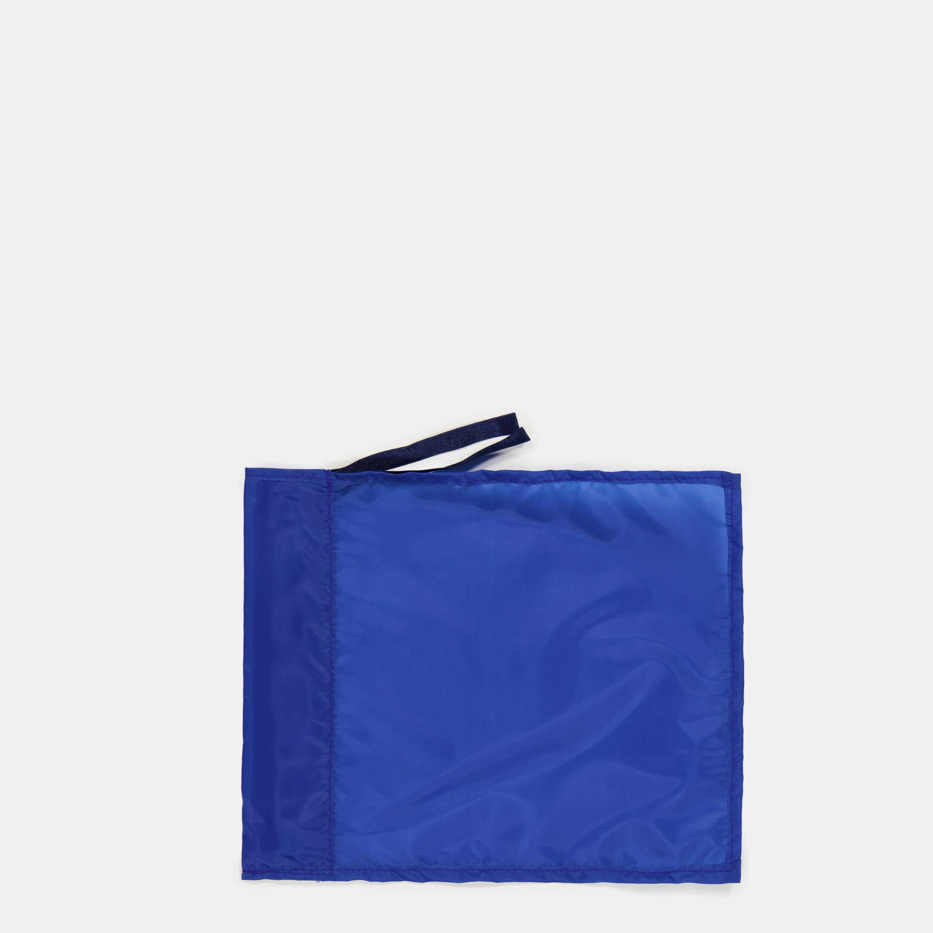 Mitre  Adults Football Corner Flags - Blue