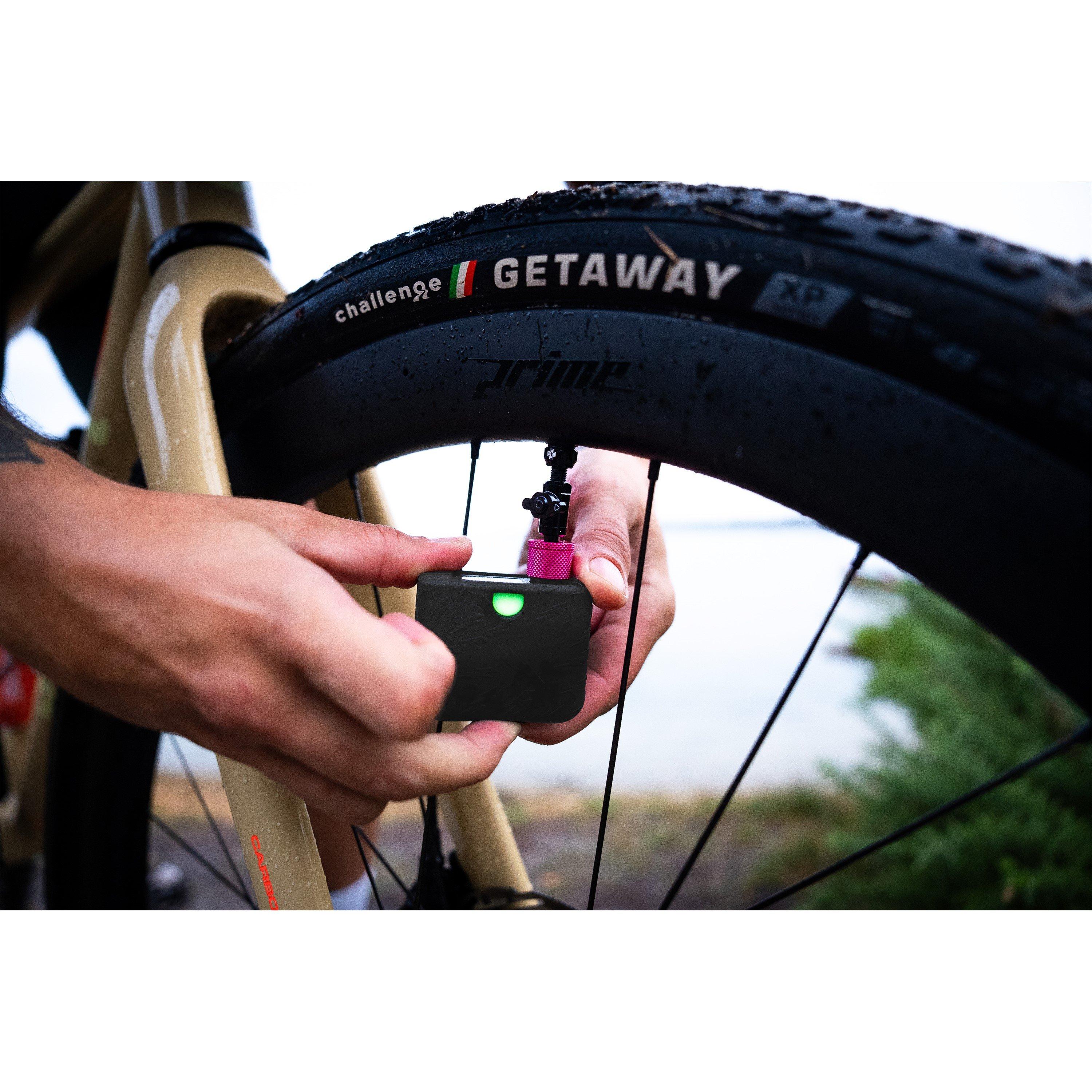 Nero - Muc-Off - Airmach Electric Mini Inflator - 4