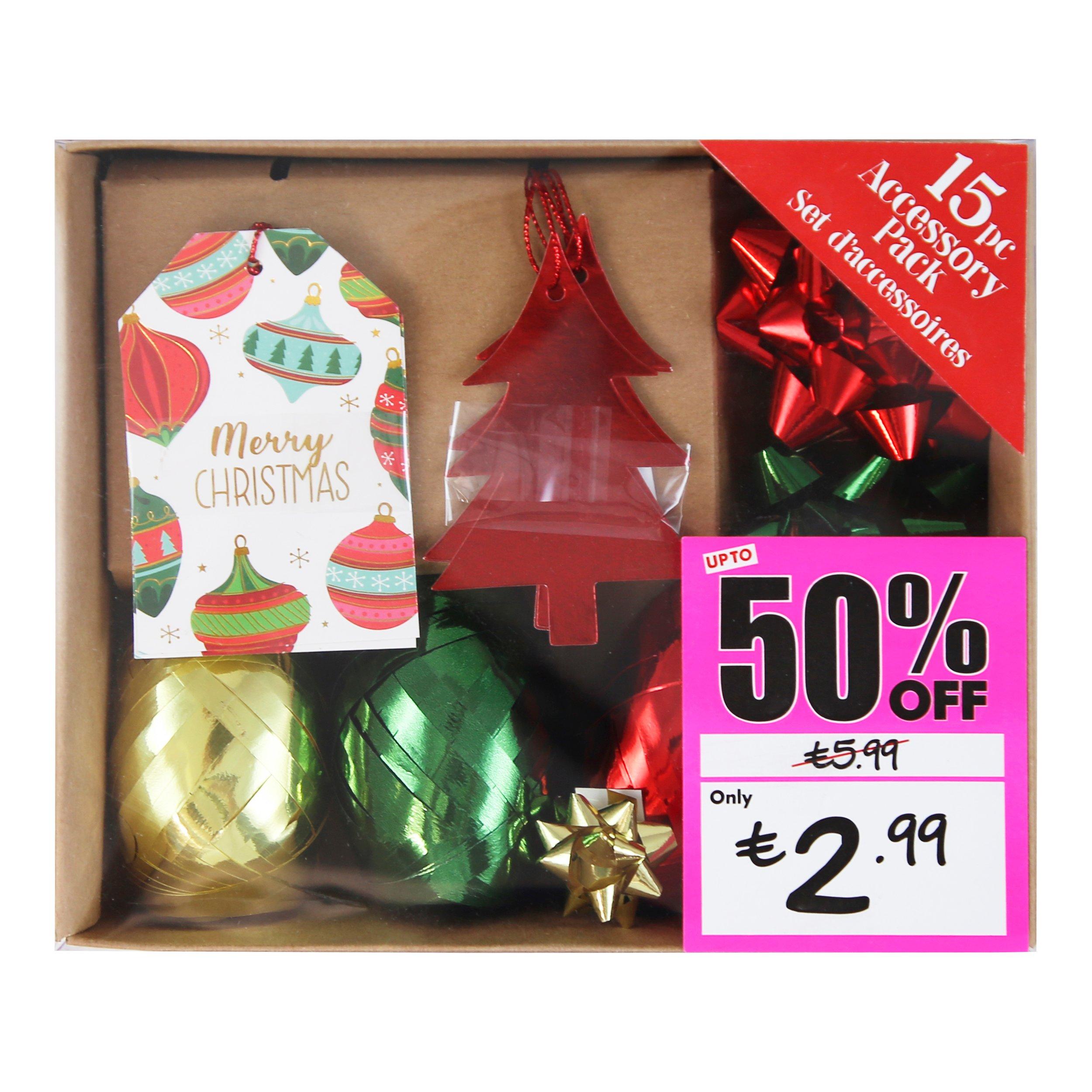North Pole | Adults Gift Wrapping Paper and Tags | Sports Direct