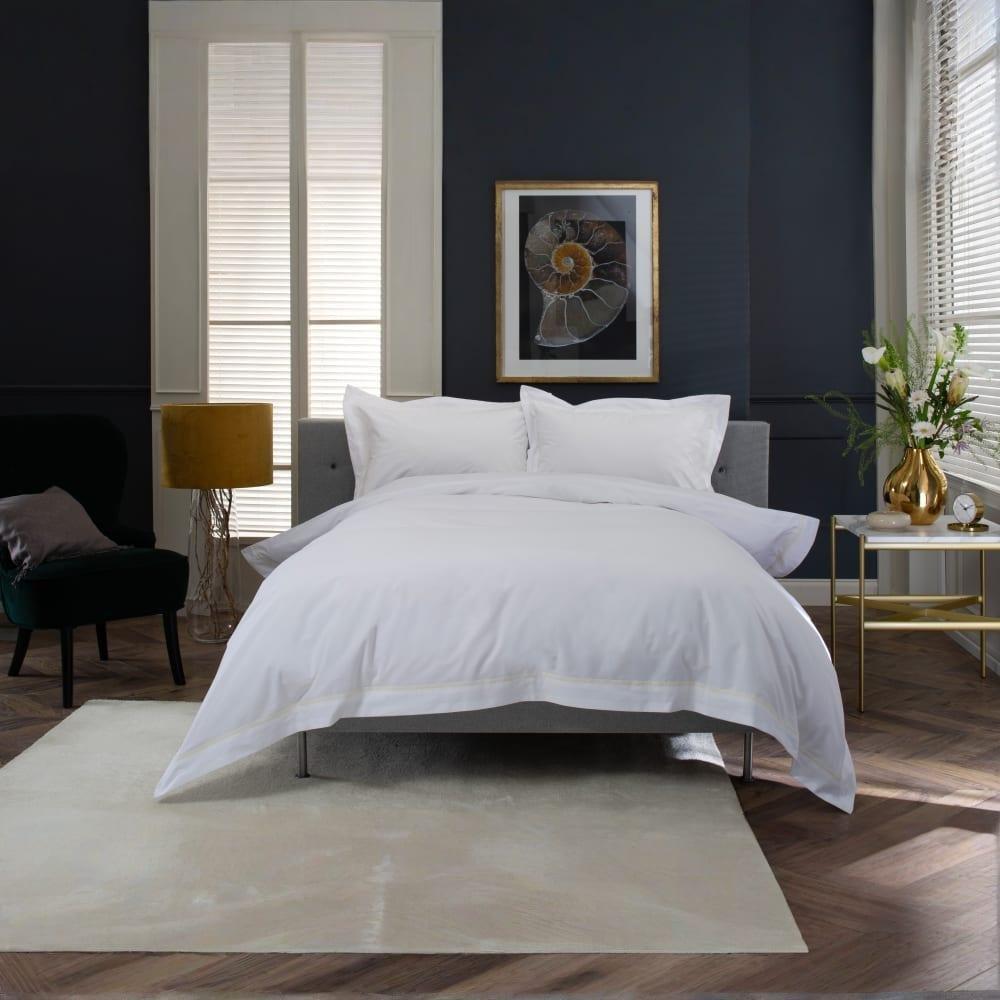 The Lyndon Company  Hampstead Percale Cotton Duvet Set - Cream - Single