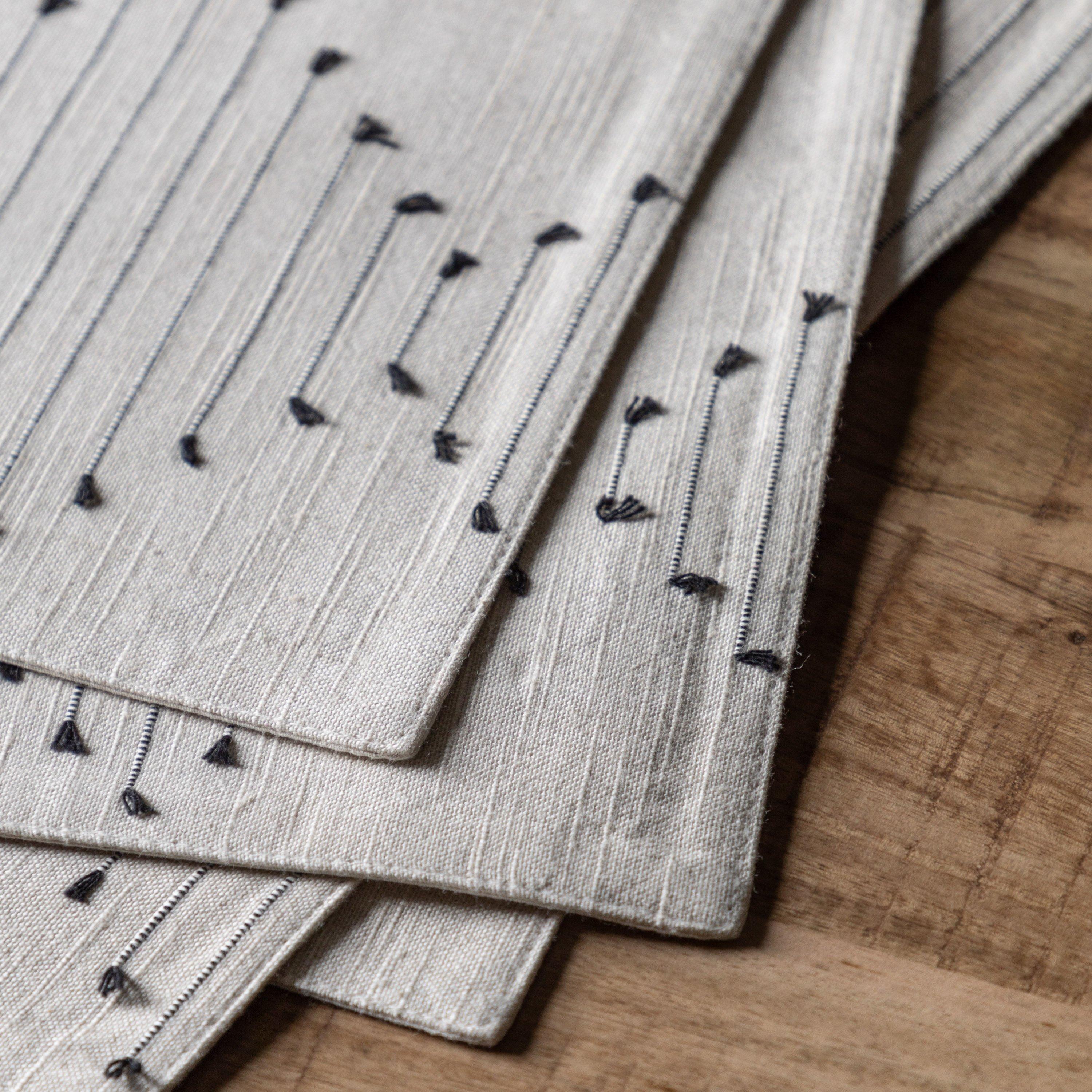 Beige - Gallery - Linen Effect Placemat (4pk) 450x350mm Diamond Weave Placemat (4pk) - 3