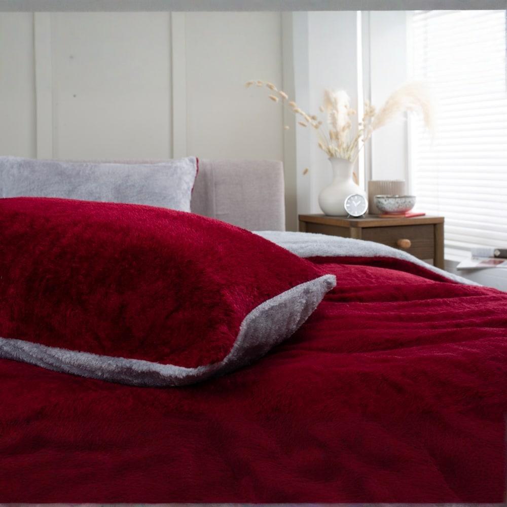 Red - The Lyndon Company - Duvet Cover Set - 3