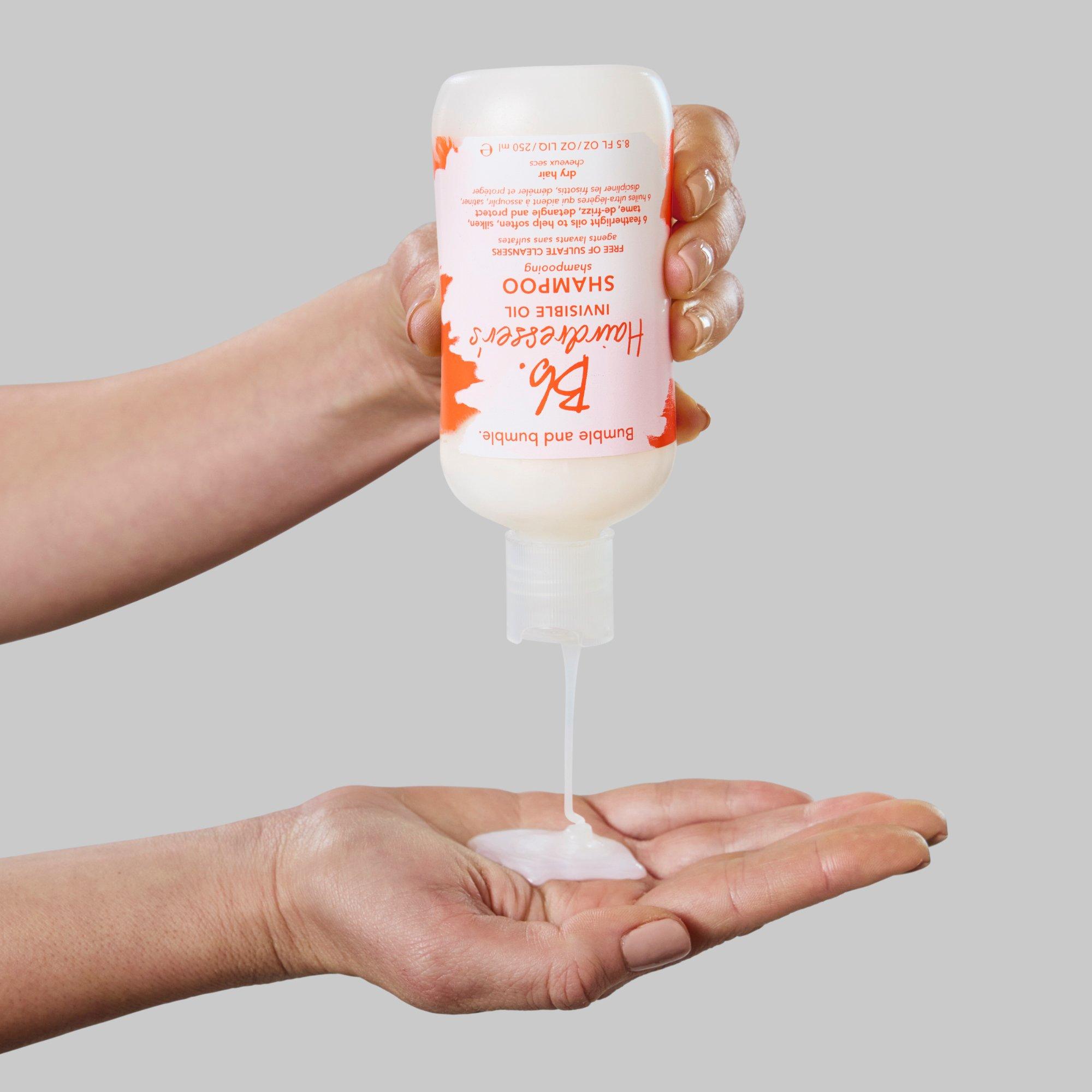 Liquid - Bumble and Bumble - Invisible Oil Hydrating Shampoo - 2