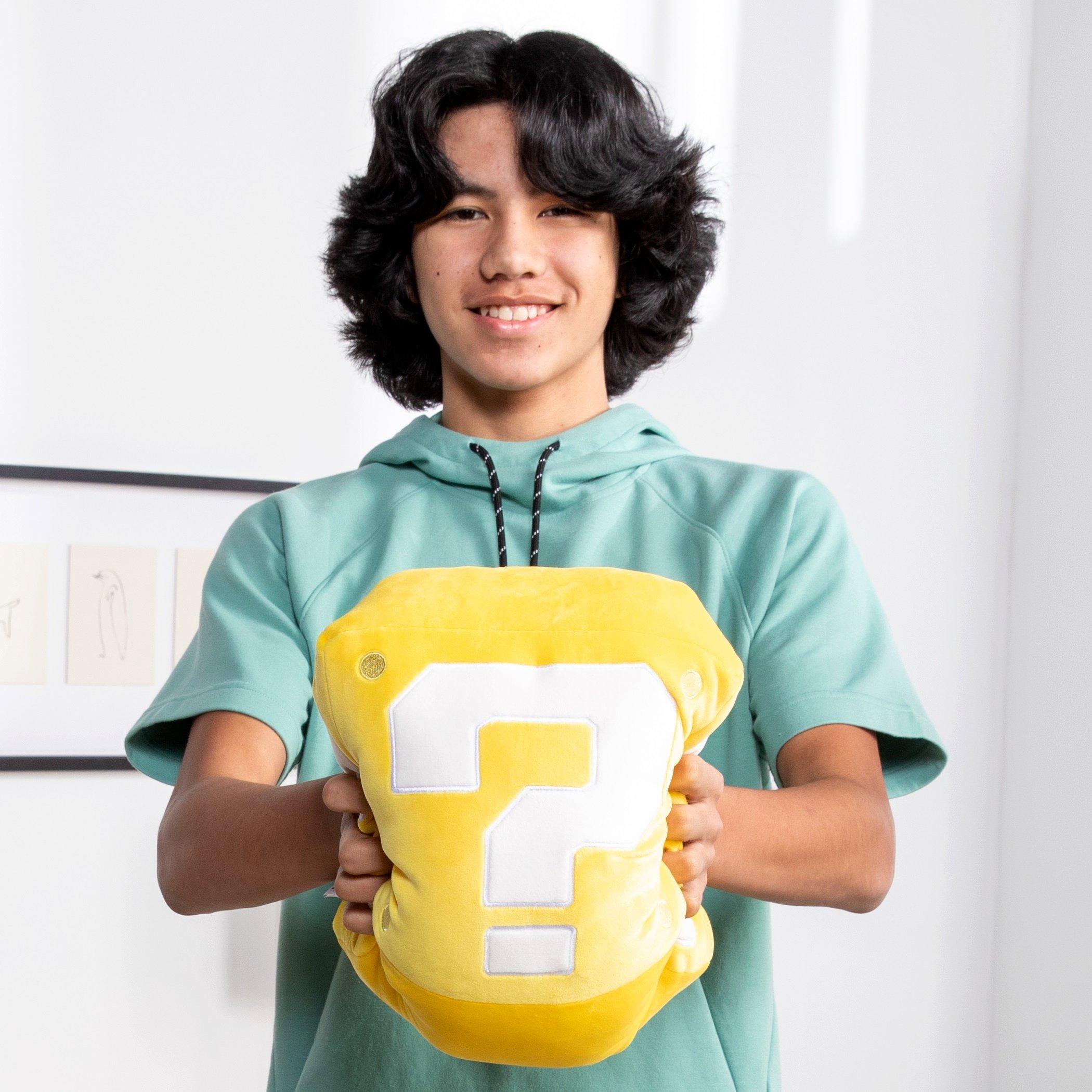 Tomy - Super Mario - Super Mario Question Block MEGA Plush - 3