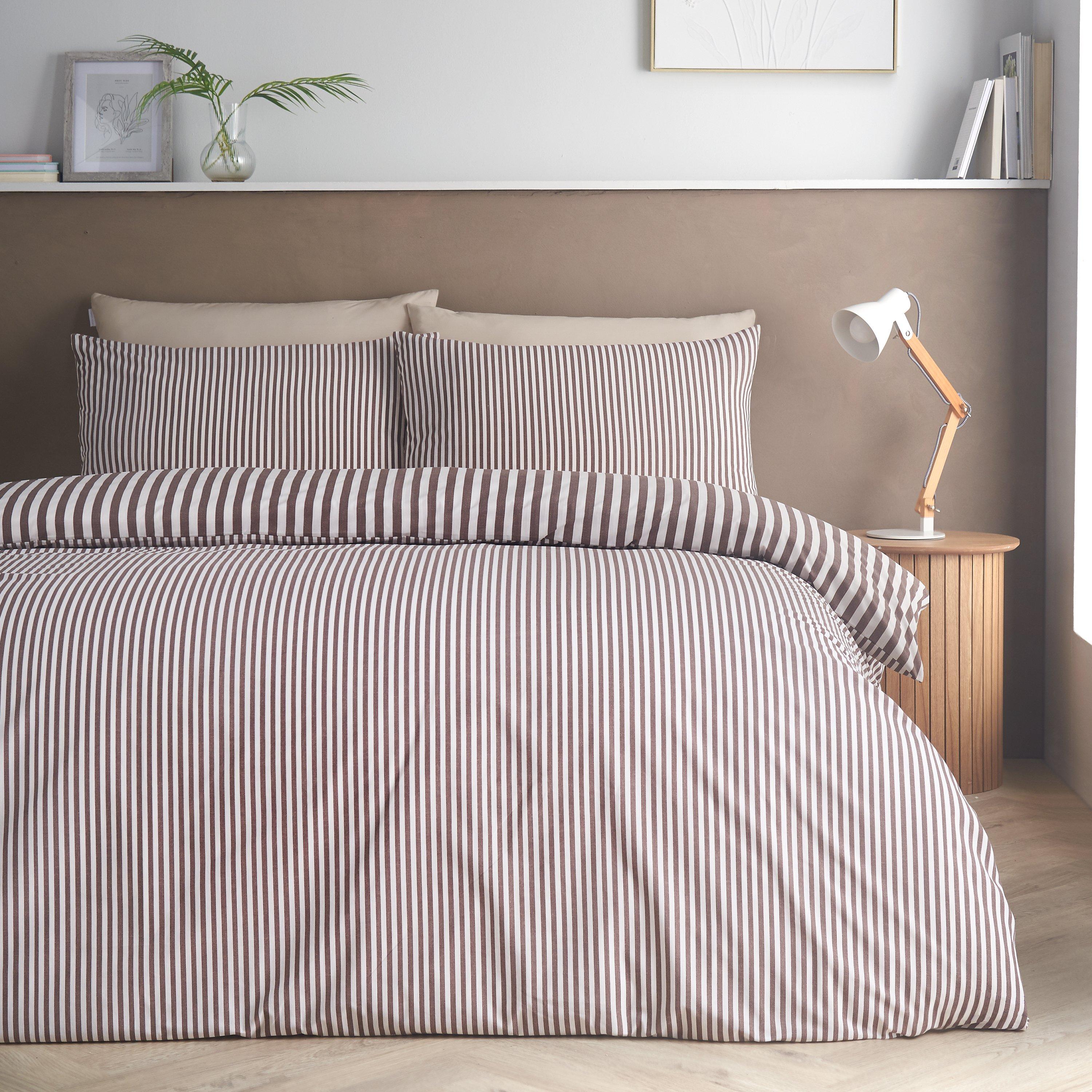 Chocolate - Catherine Lansfield - Epping Textured Stripe Duvet Cover Set - 2