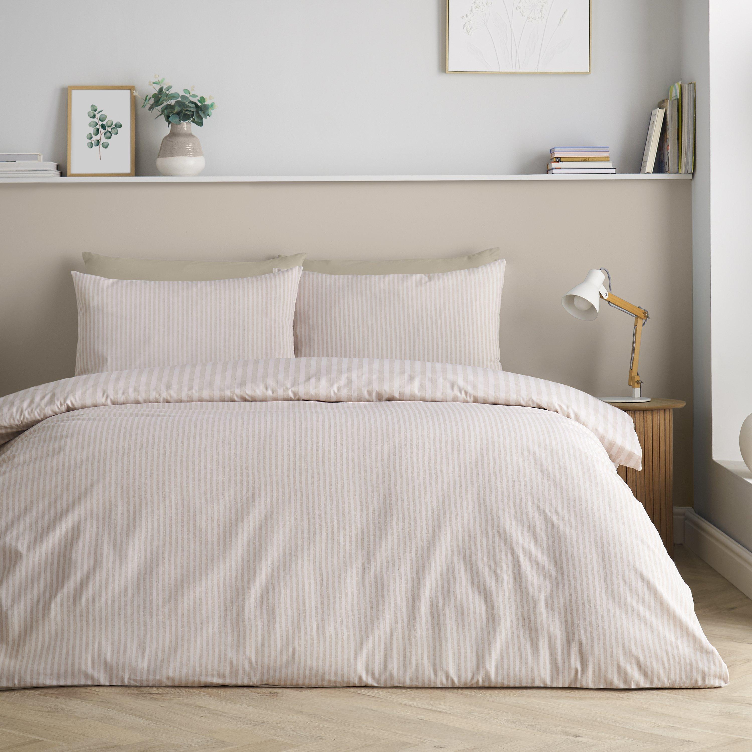 Naturlig - Catherine Lansfield - Epping Textured Stripe Duvet Cover Set - 2