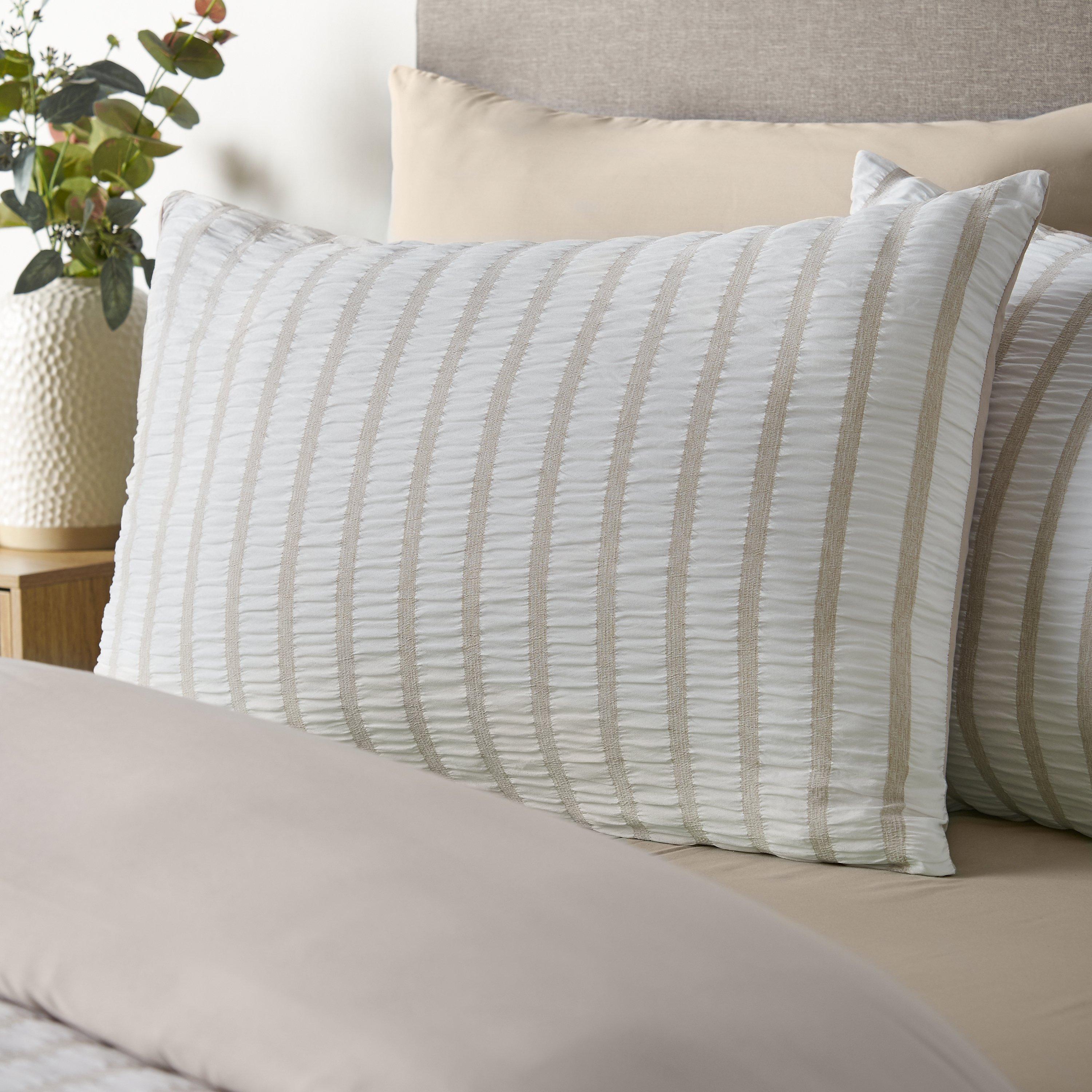 Natural - Catherine Lansfield - Soft Seersucker Stripe Duvet Cover Set - 2