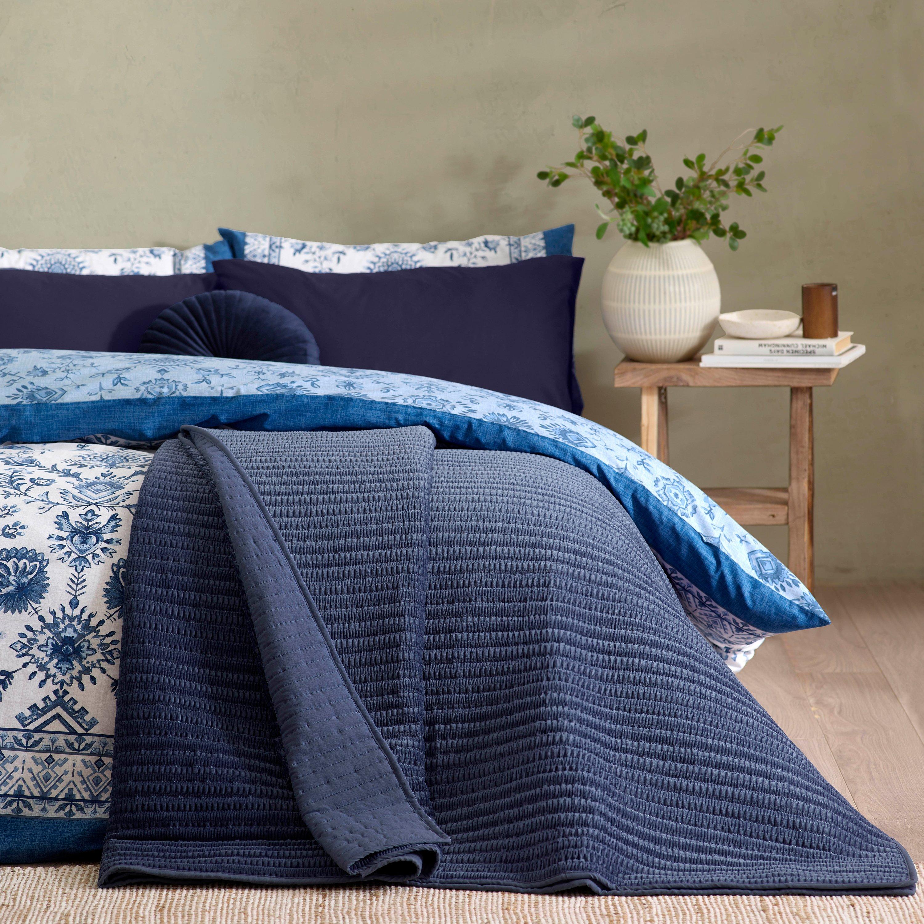 Navy - Catherine Lansfield - Velvet Pinsonic Bedspread - 3