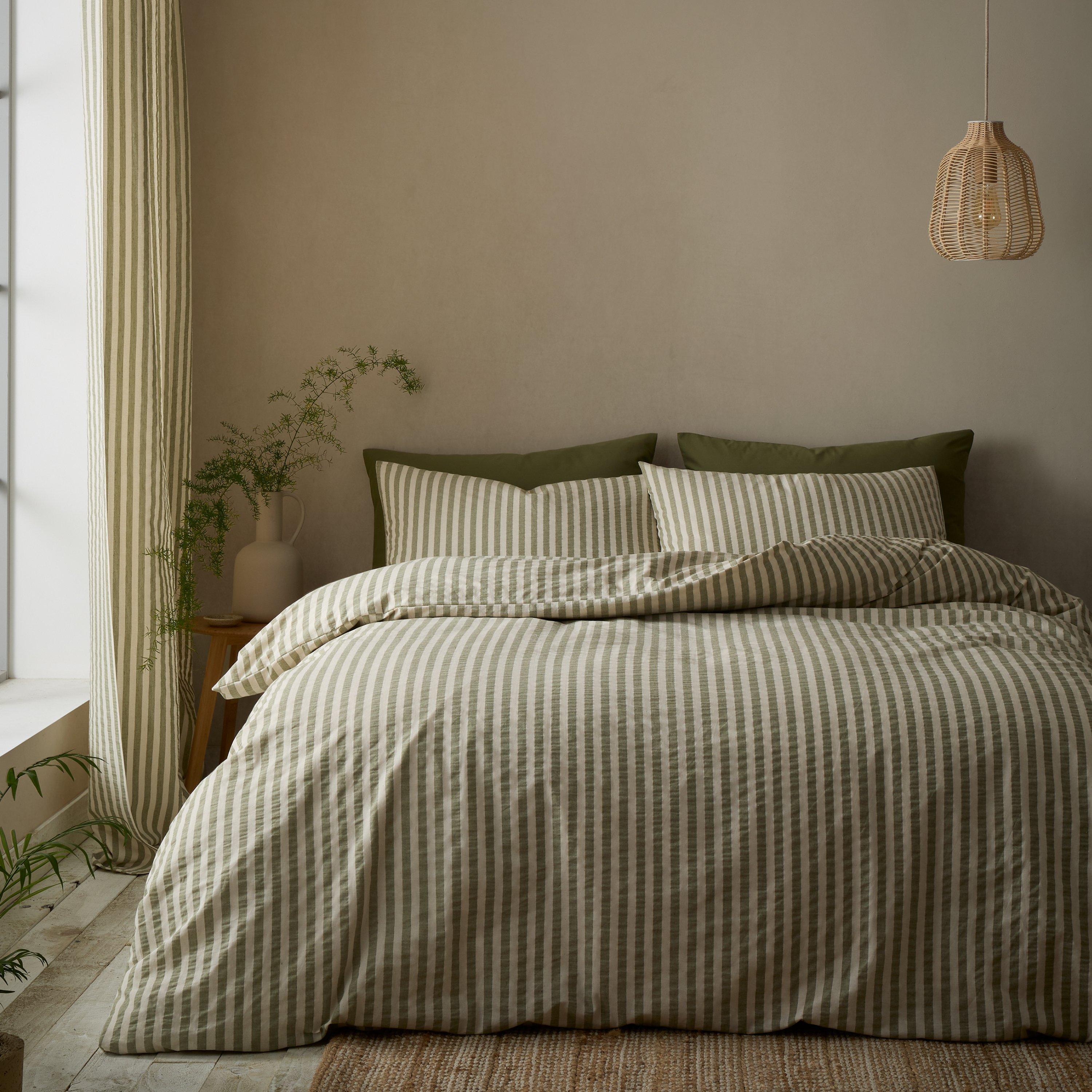 Pineapple Elephant  Cotton Rich Woven Stripe Duvet Cover Set - Green - King